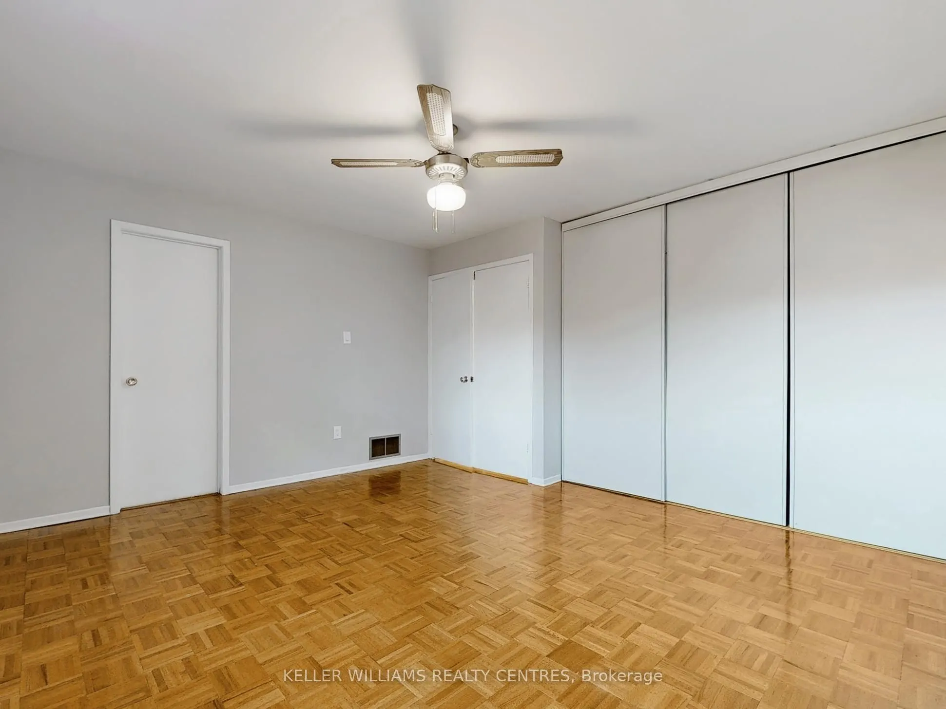 2825 Gananoque Drive, #43