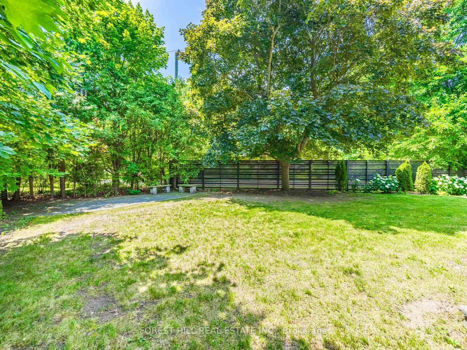302 Pinehurst Drive W