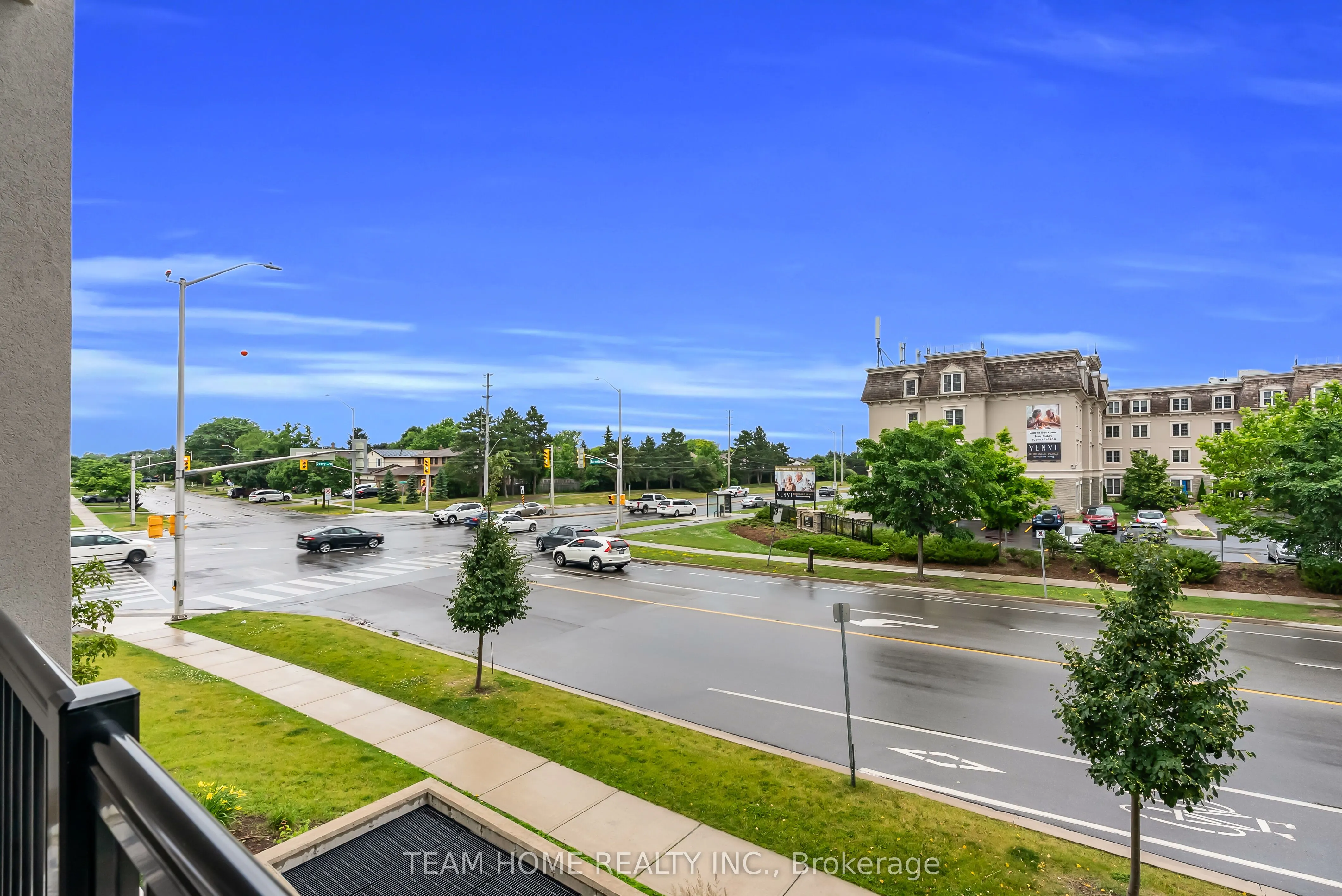 610 Farmstead Drive, #220