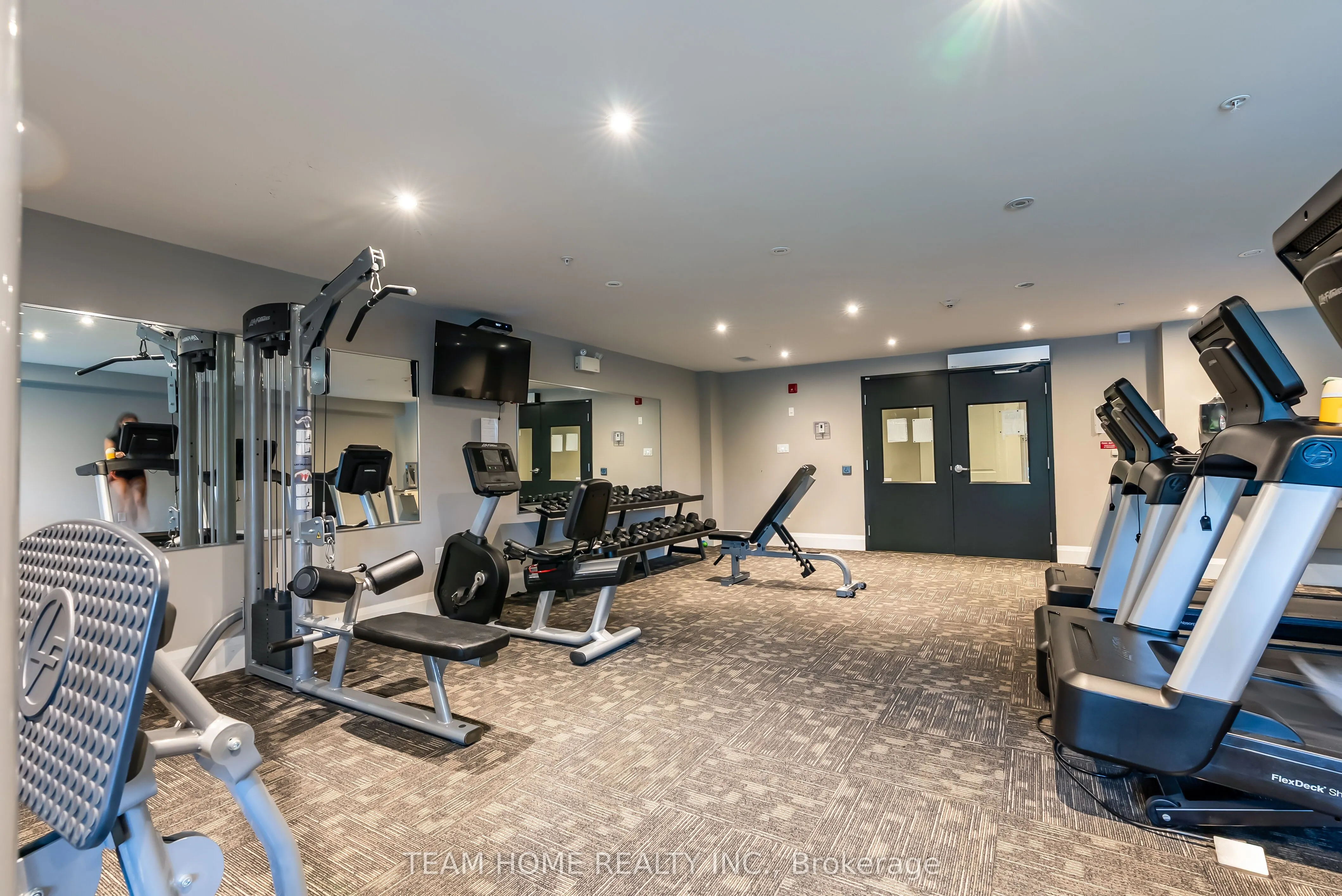 610 Farmstead Drive, #220