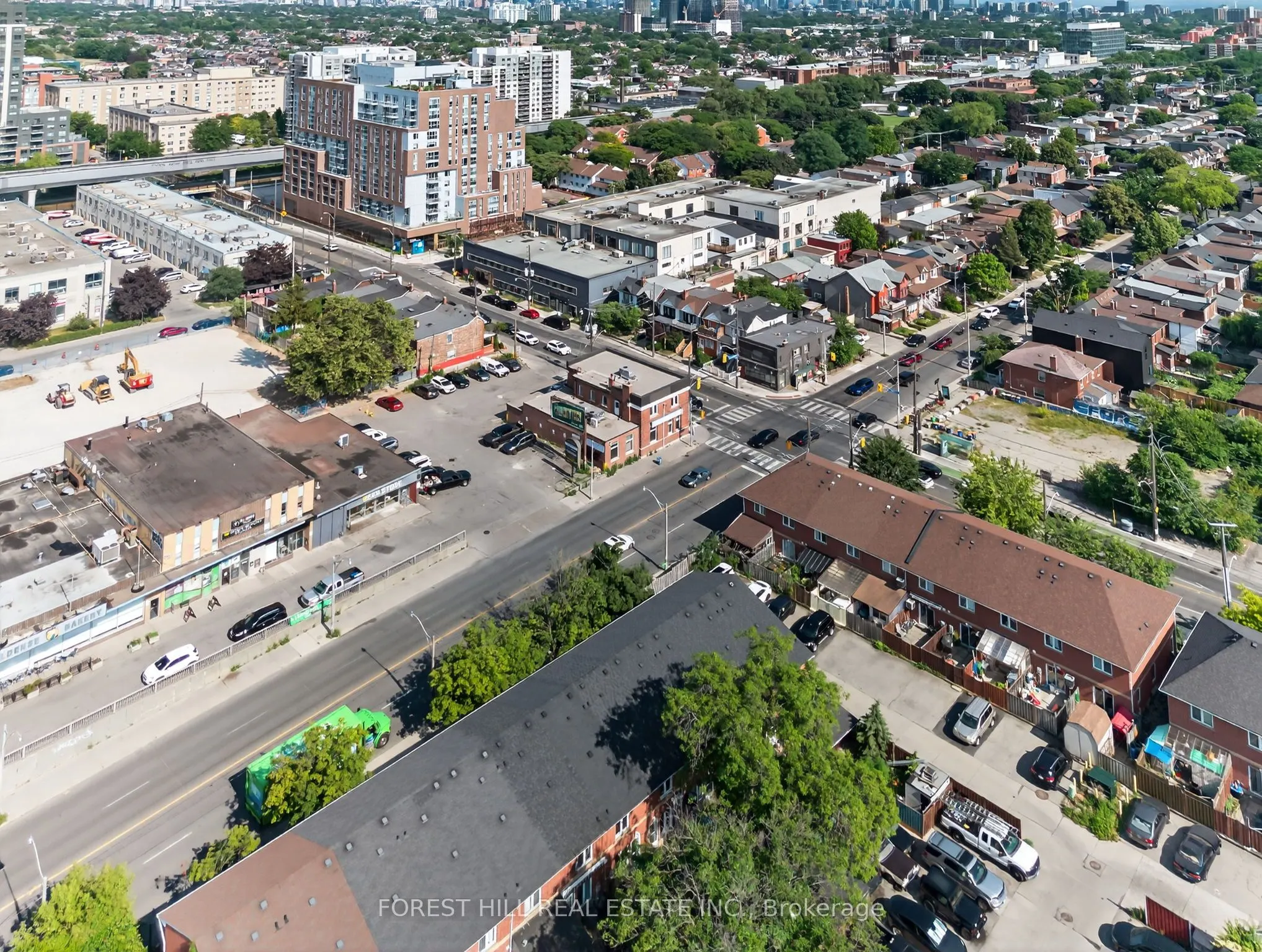 1502-1504 Dupont Street