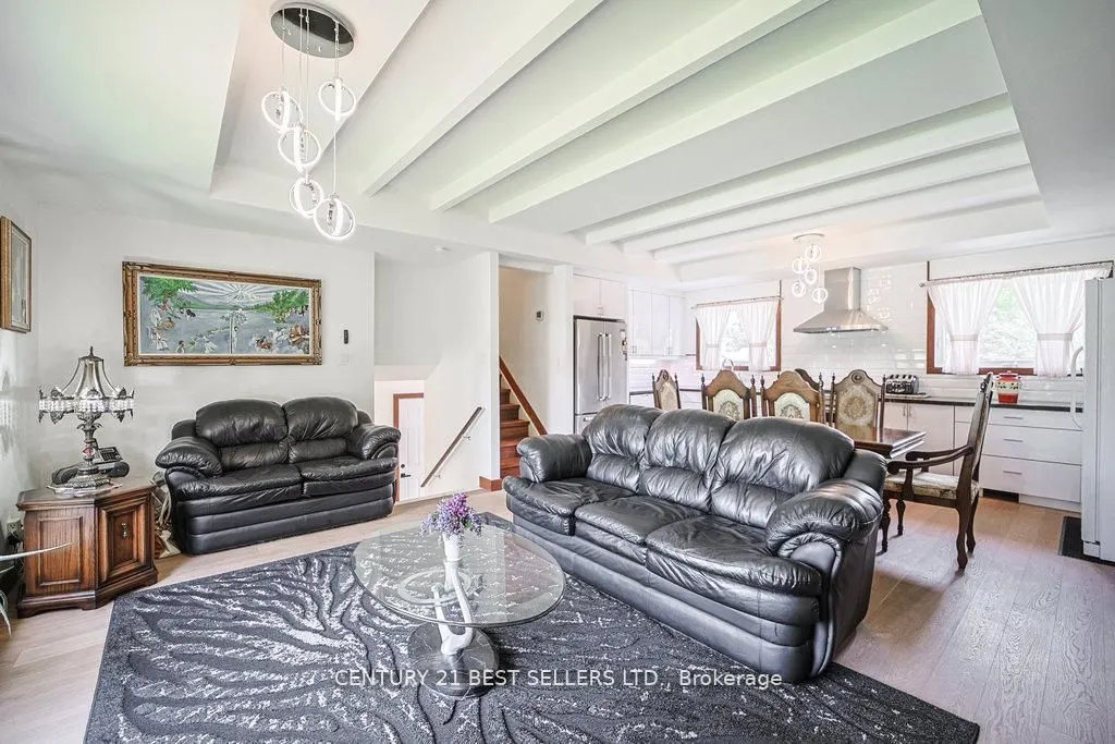 126 Mellow Crescent