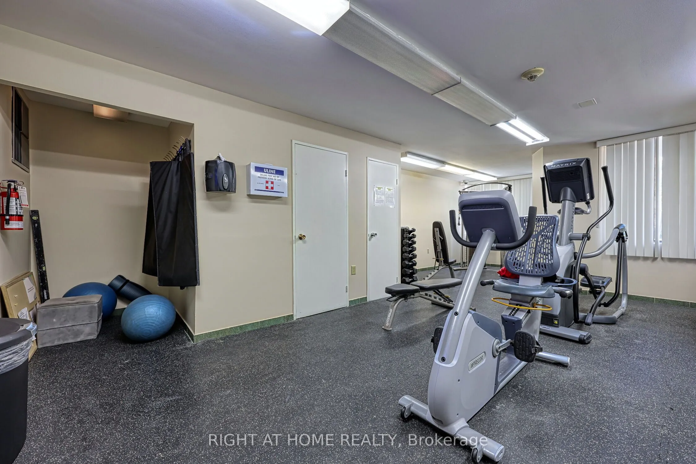 1580 Mississauga Valley, #205