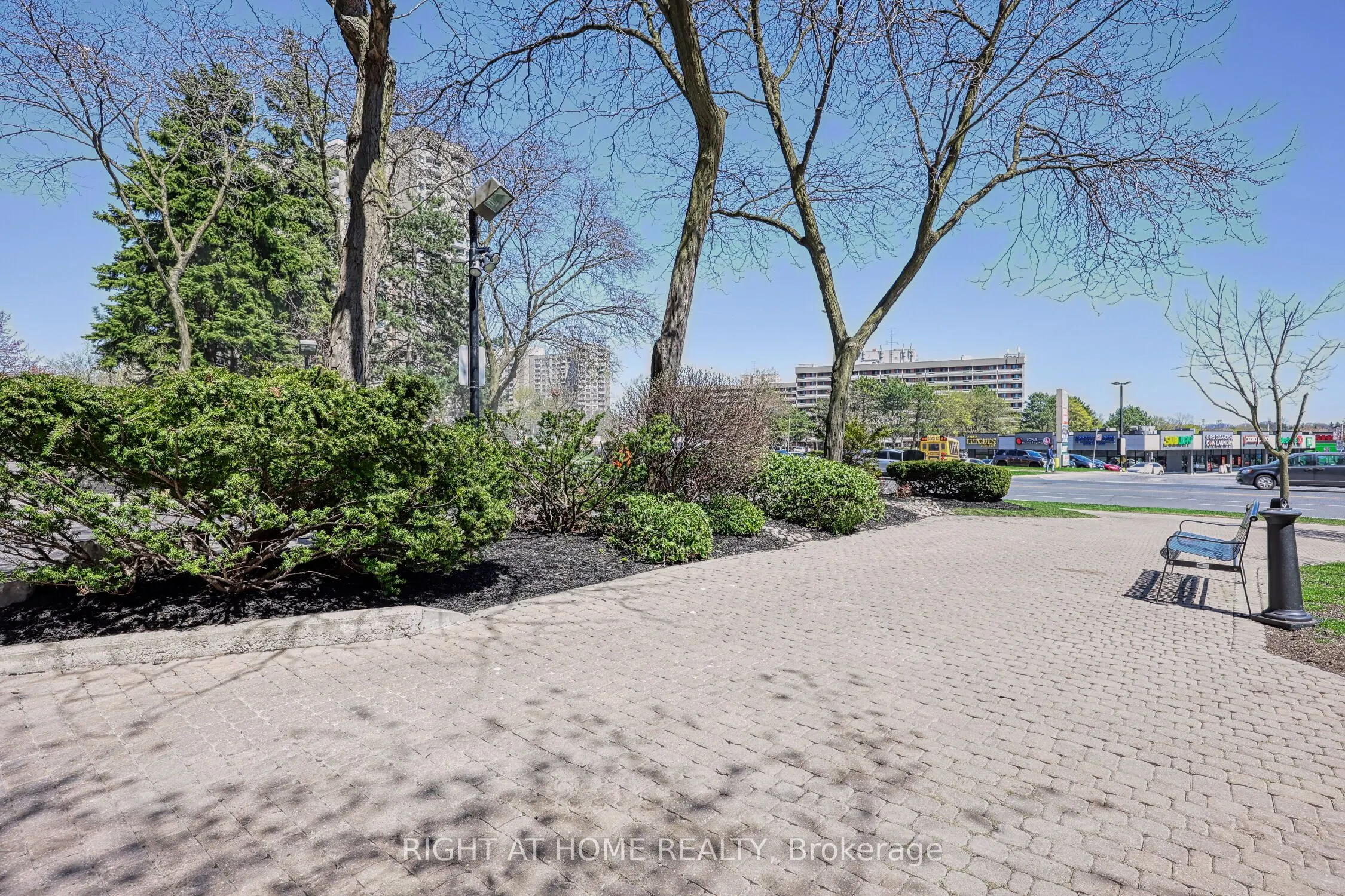 1580 Mississauga Valley, #205