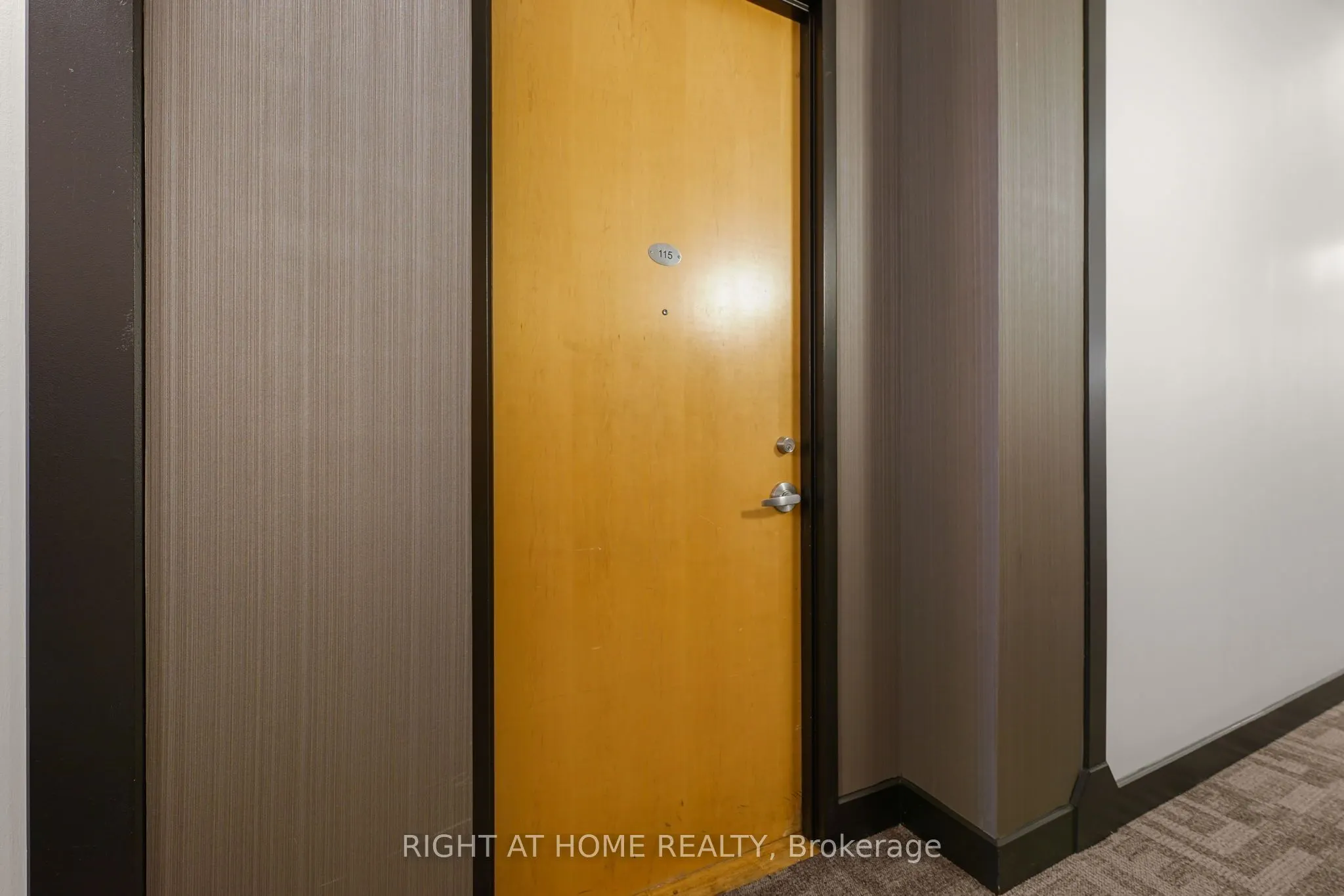 1001 Roselawn Avenue, #115