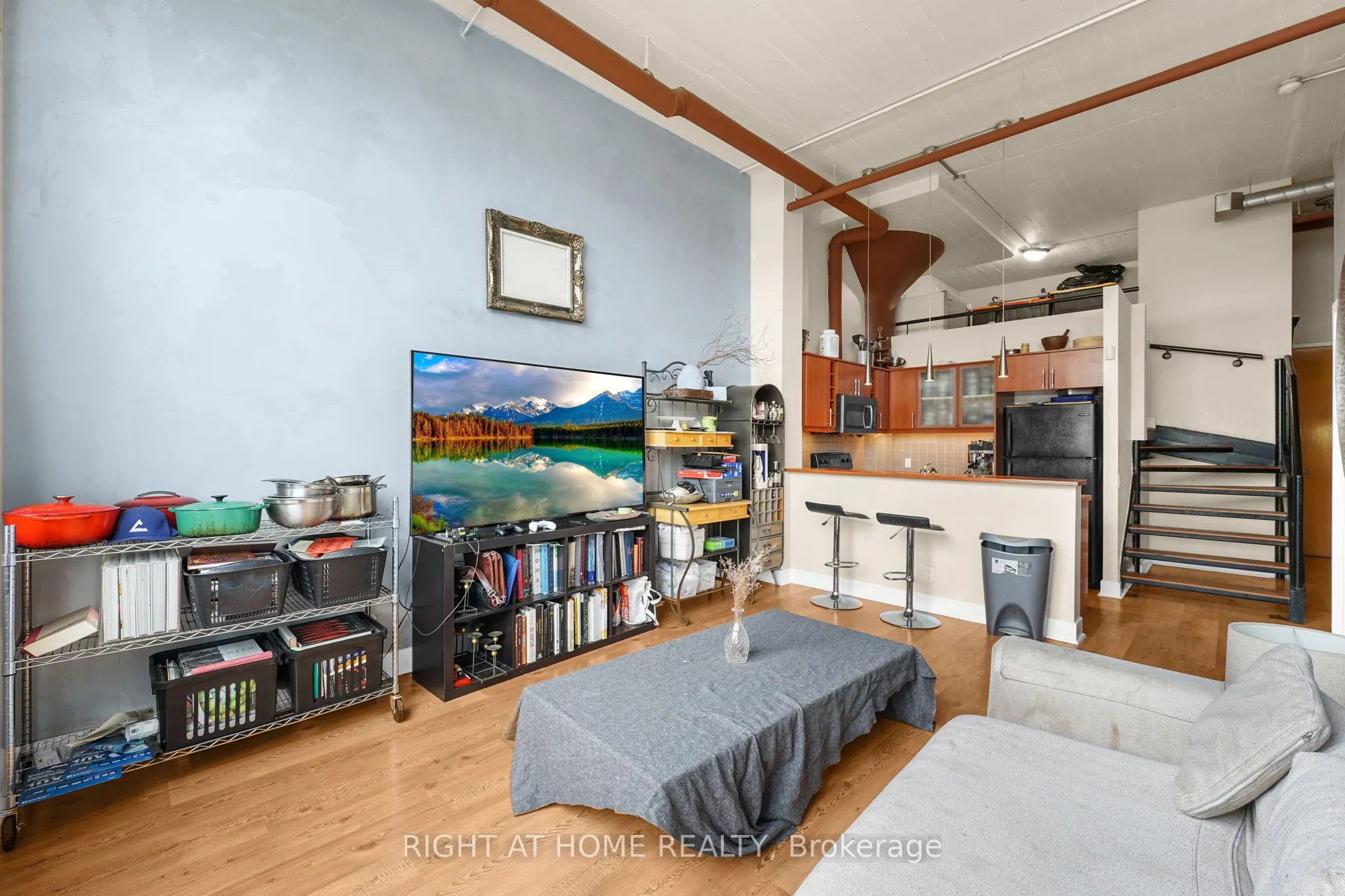 1001 Roselawn Avenue, #115
