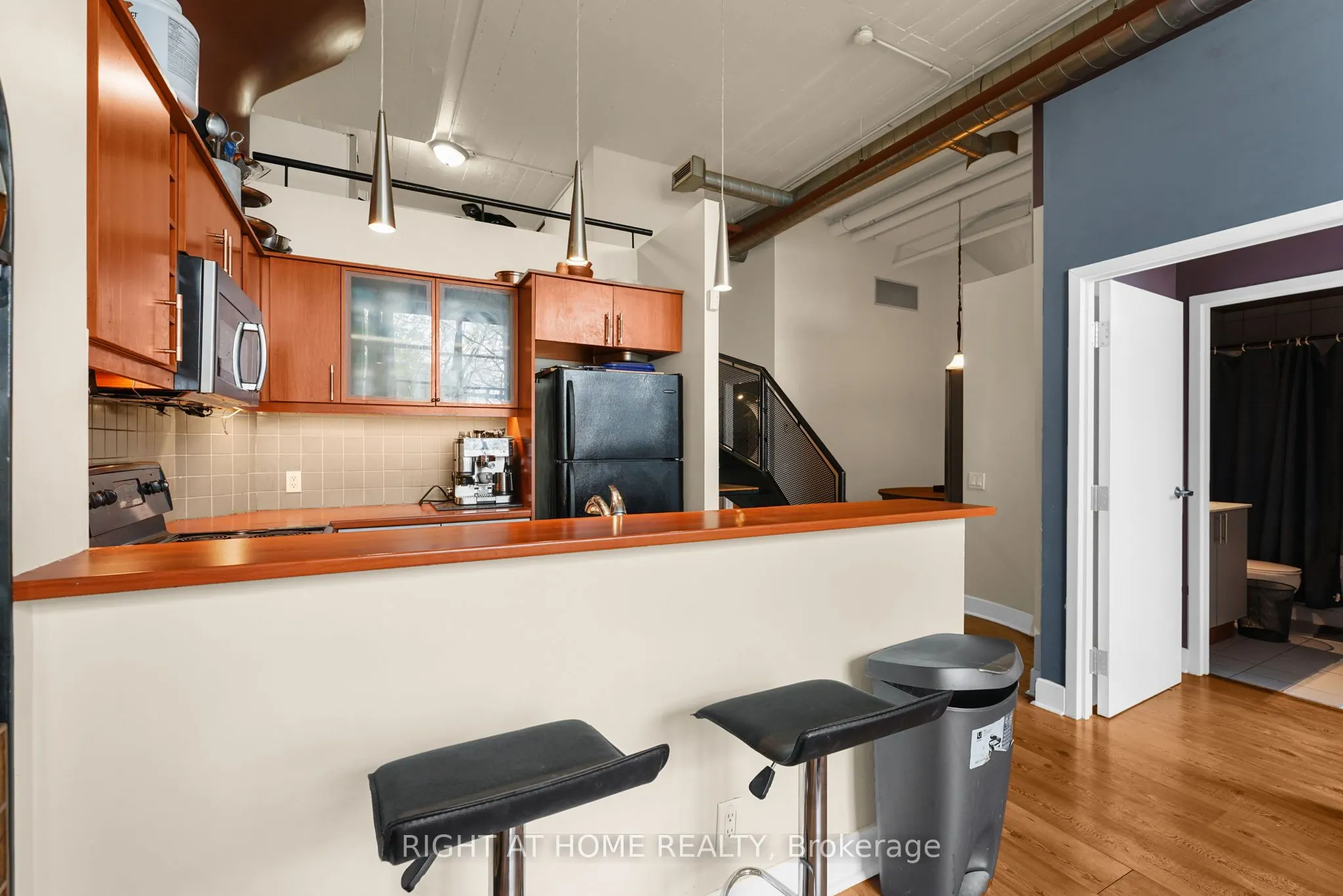 1001 Roselawn Avenue, #115