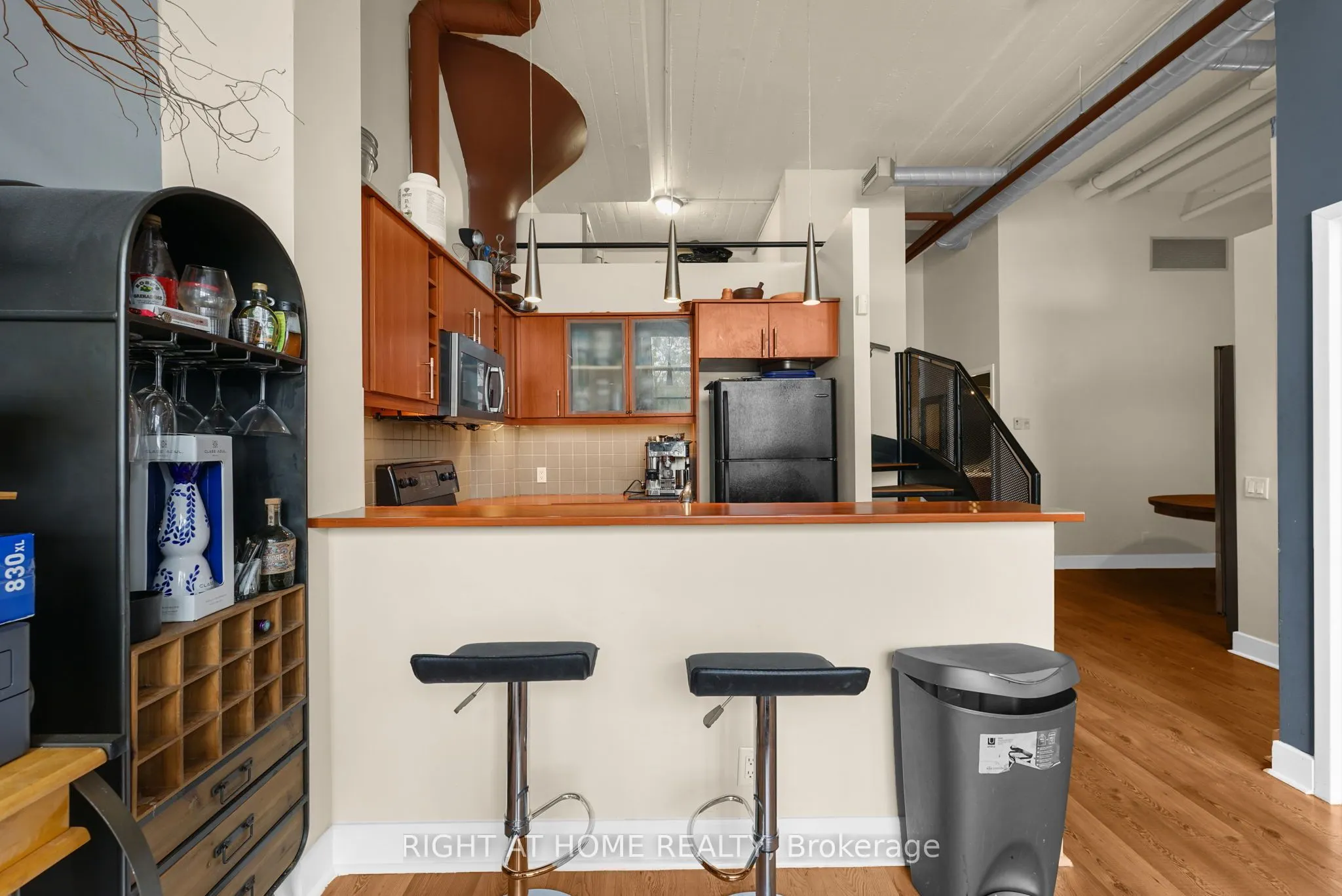 1001 Roselawn Avenue, #115