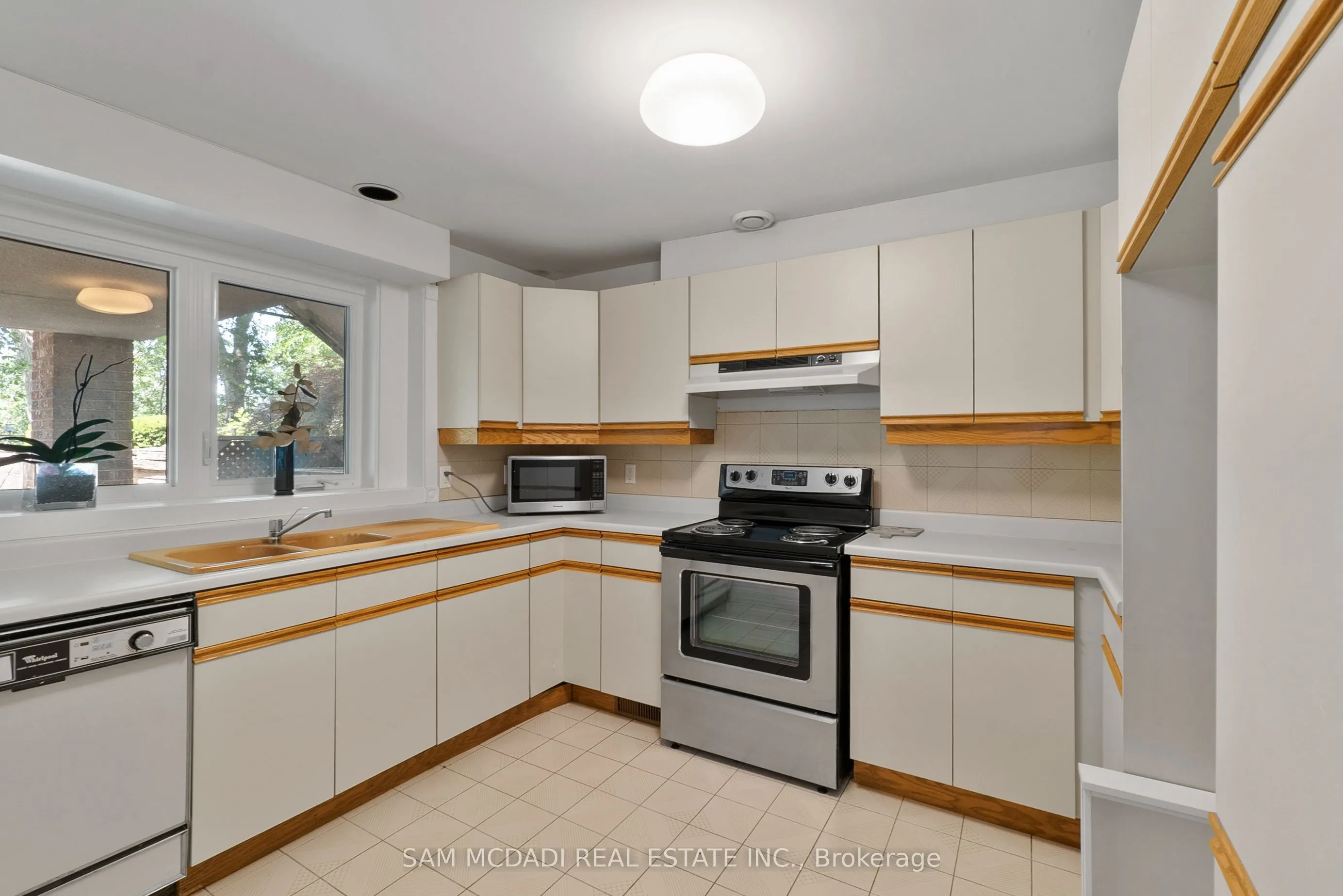 2235 Shawanaga Trail