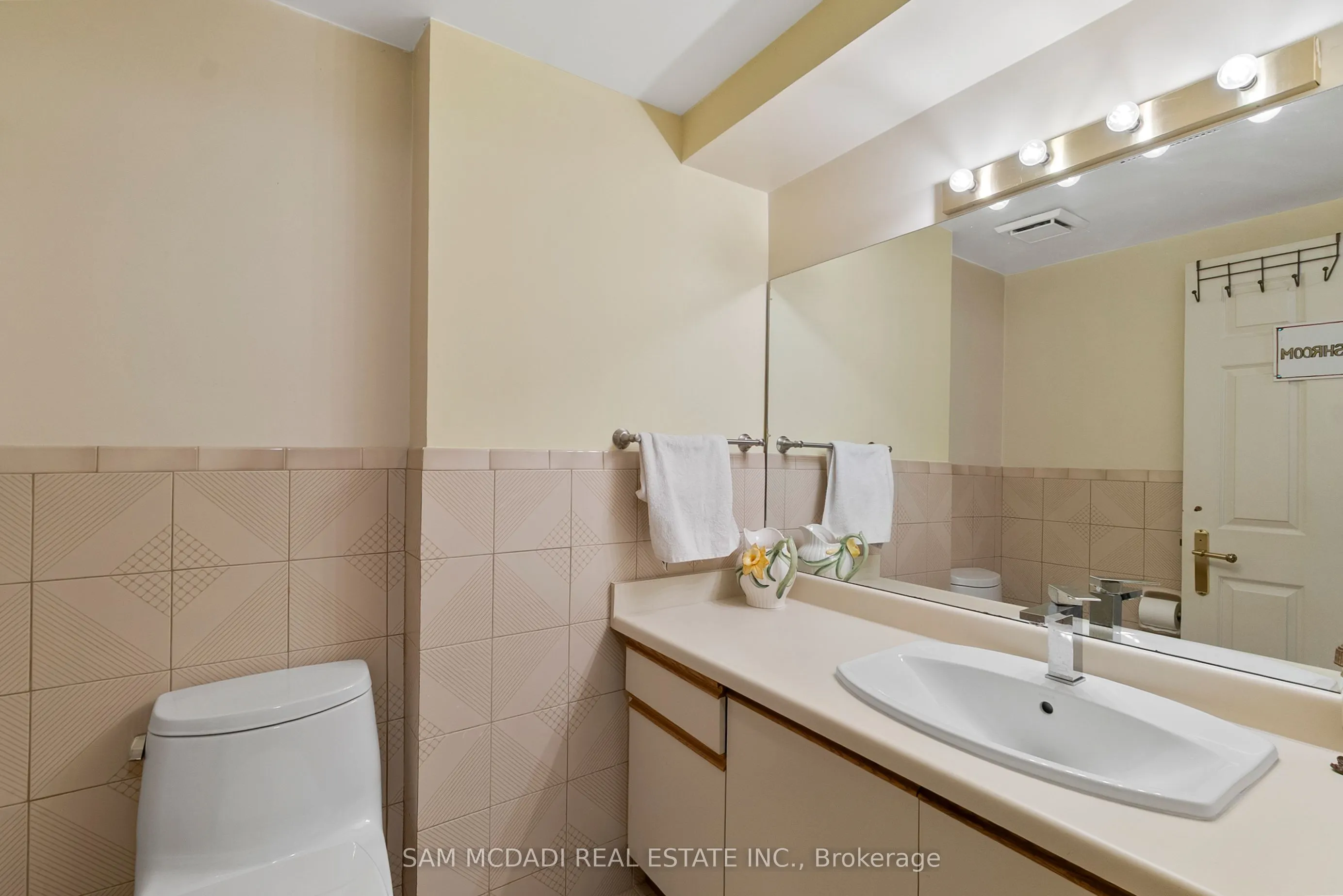 2235 Shawanaga Trail