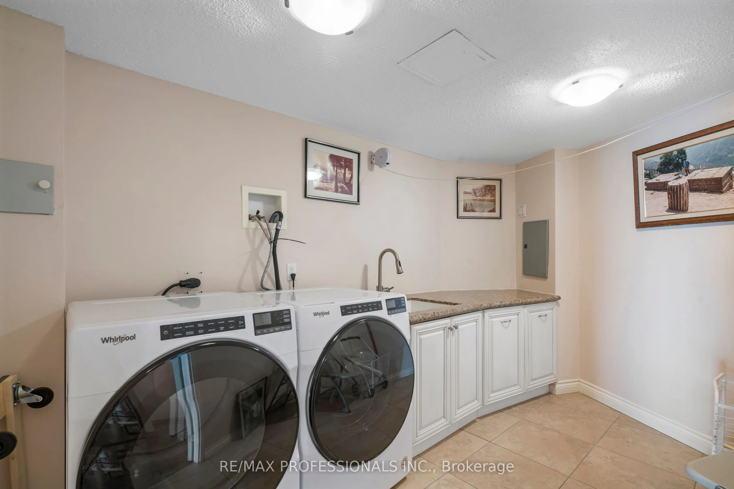 2000 Islington Avenue, #912