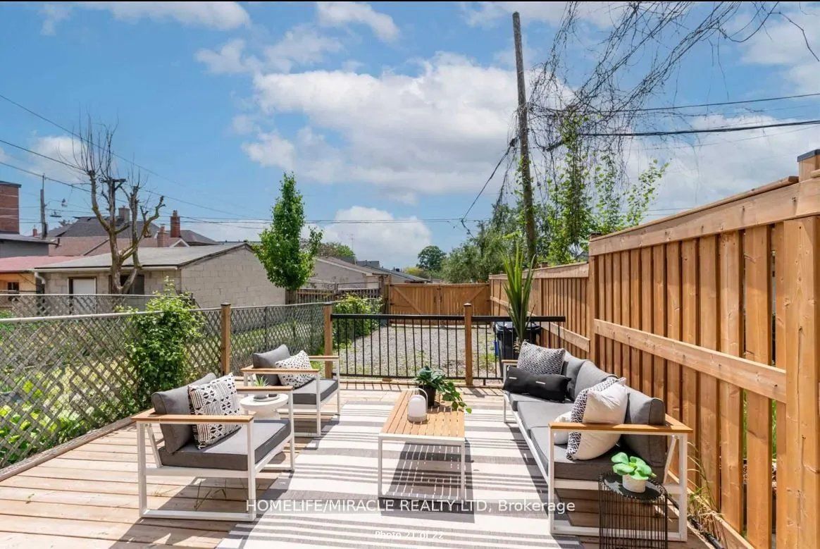 1297 Davenport Road