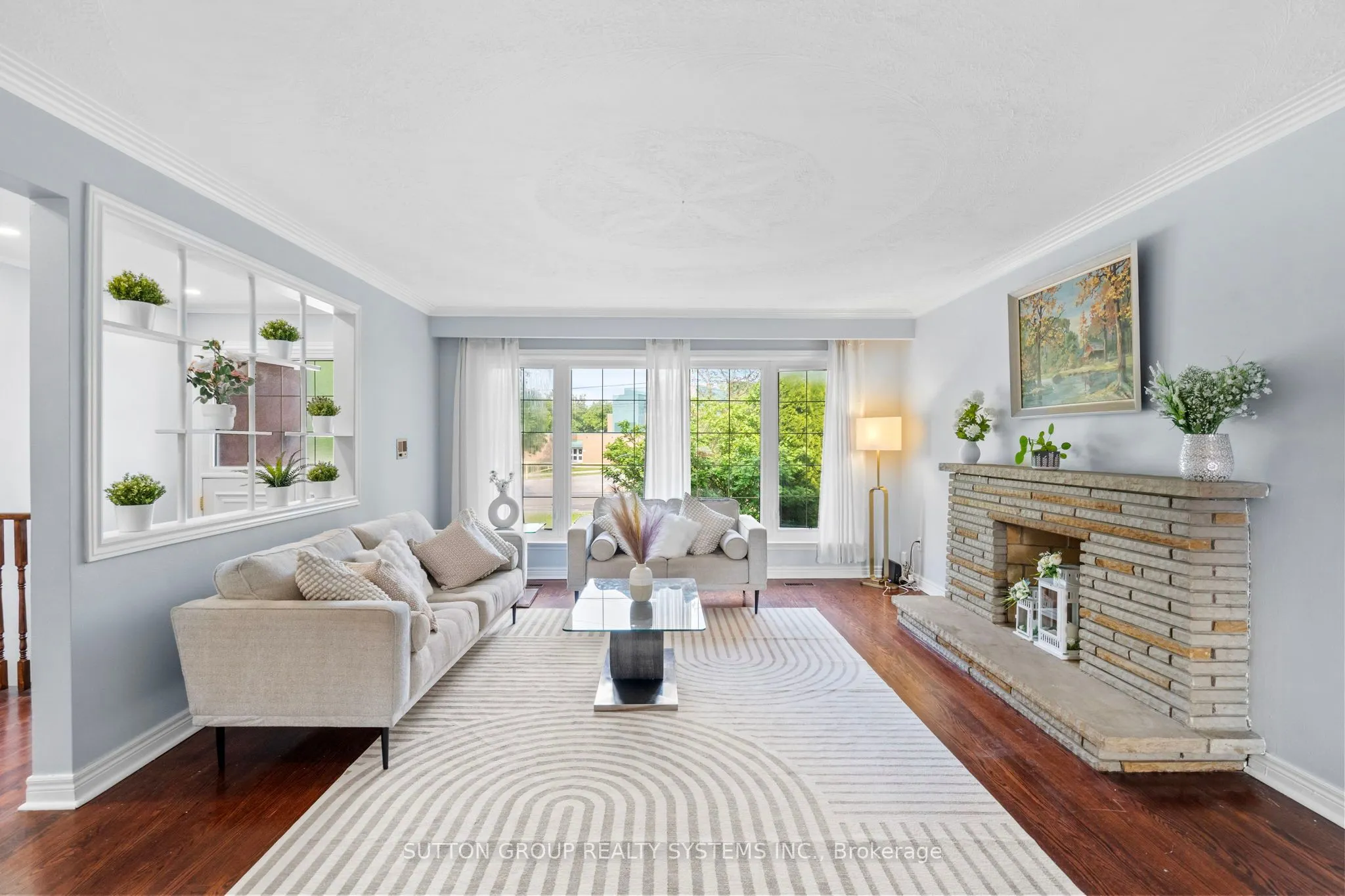732 Royal York Road