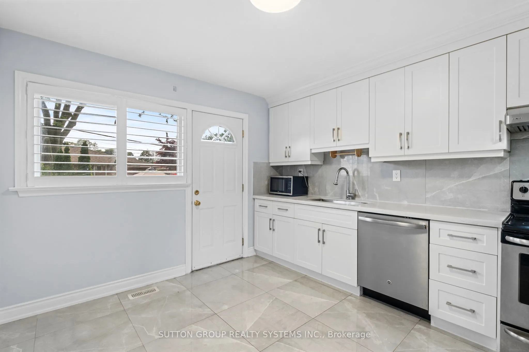 732 Royal York Road