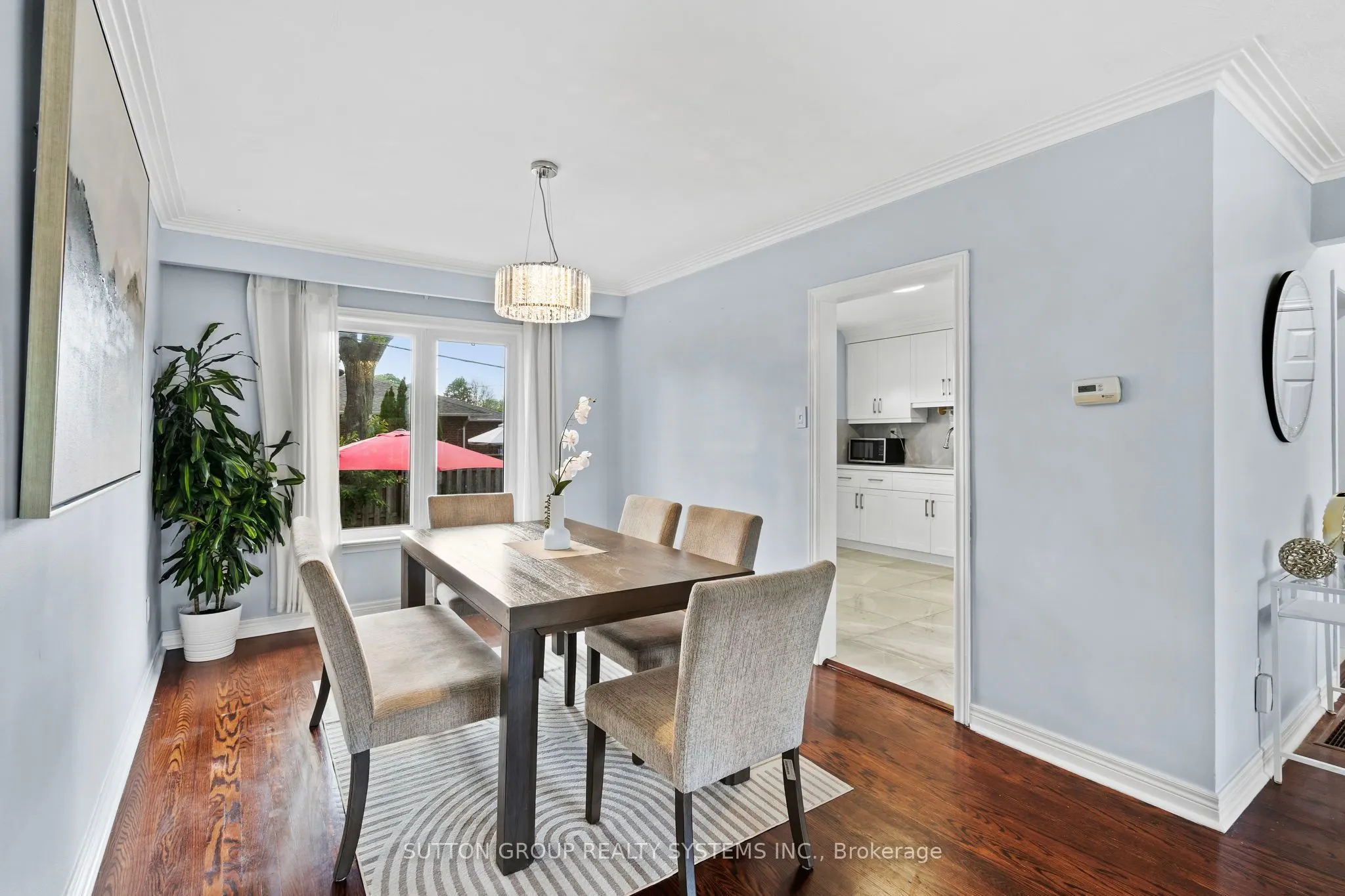 732 Royal York Road