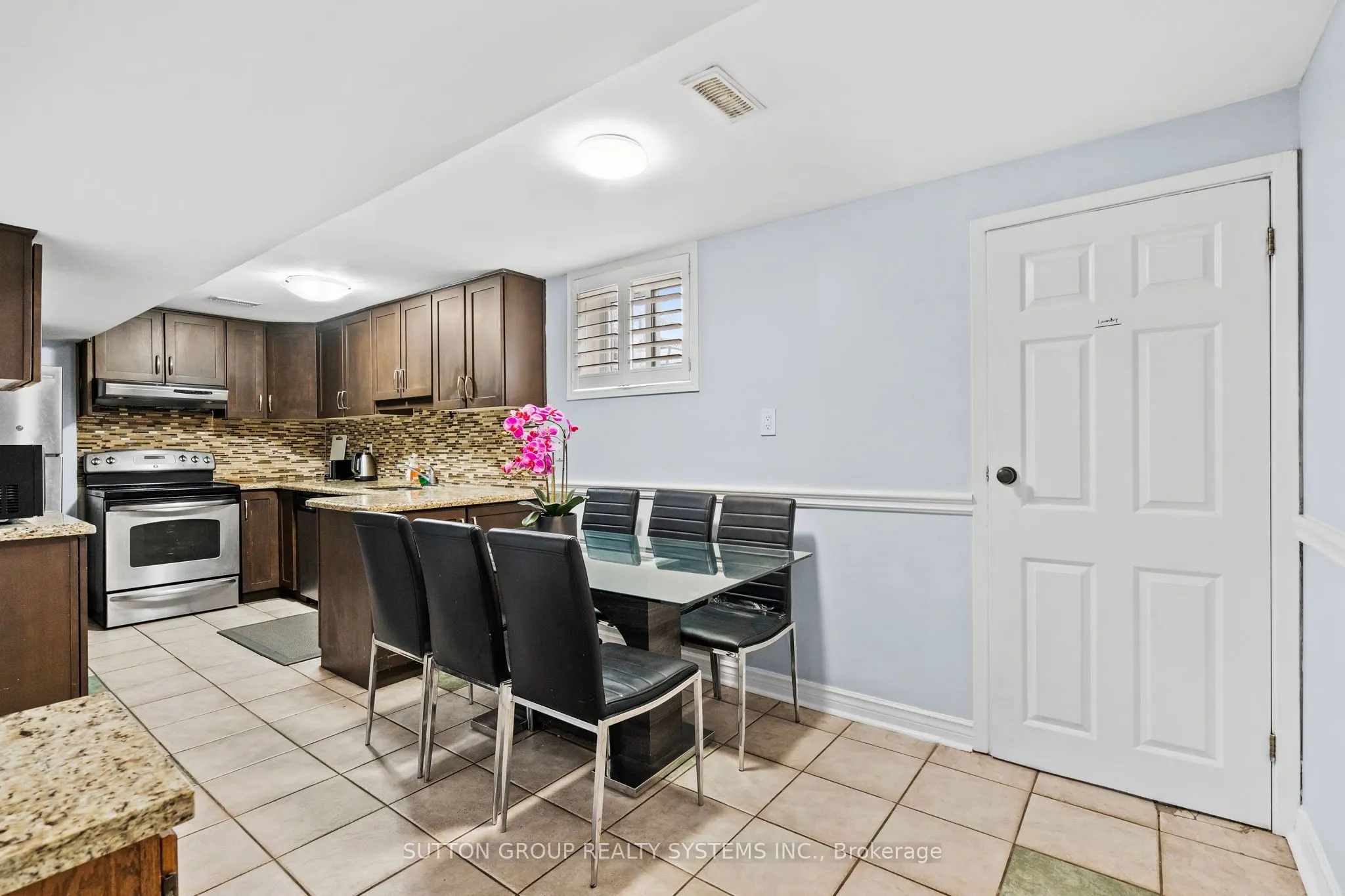 732 Royal York Road
