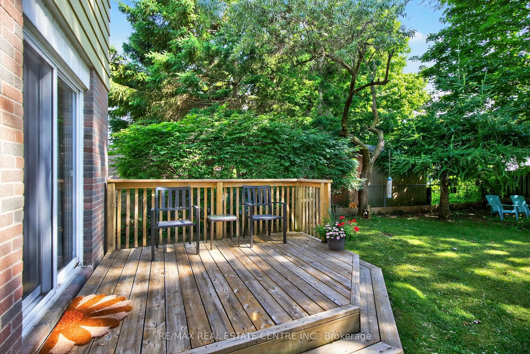 75 Maple Crescent