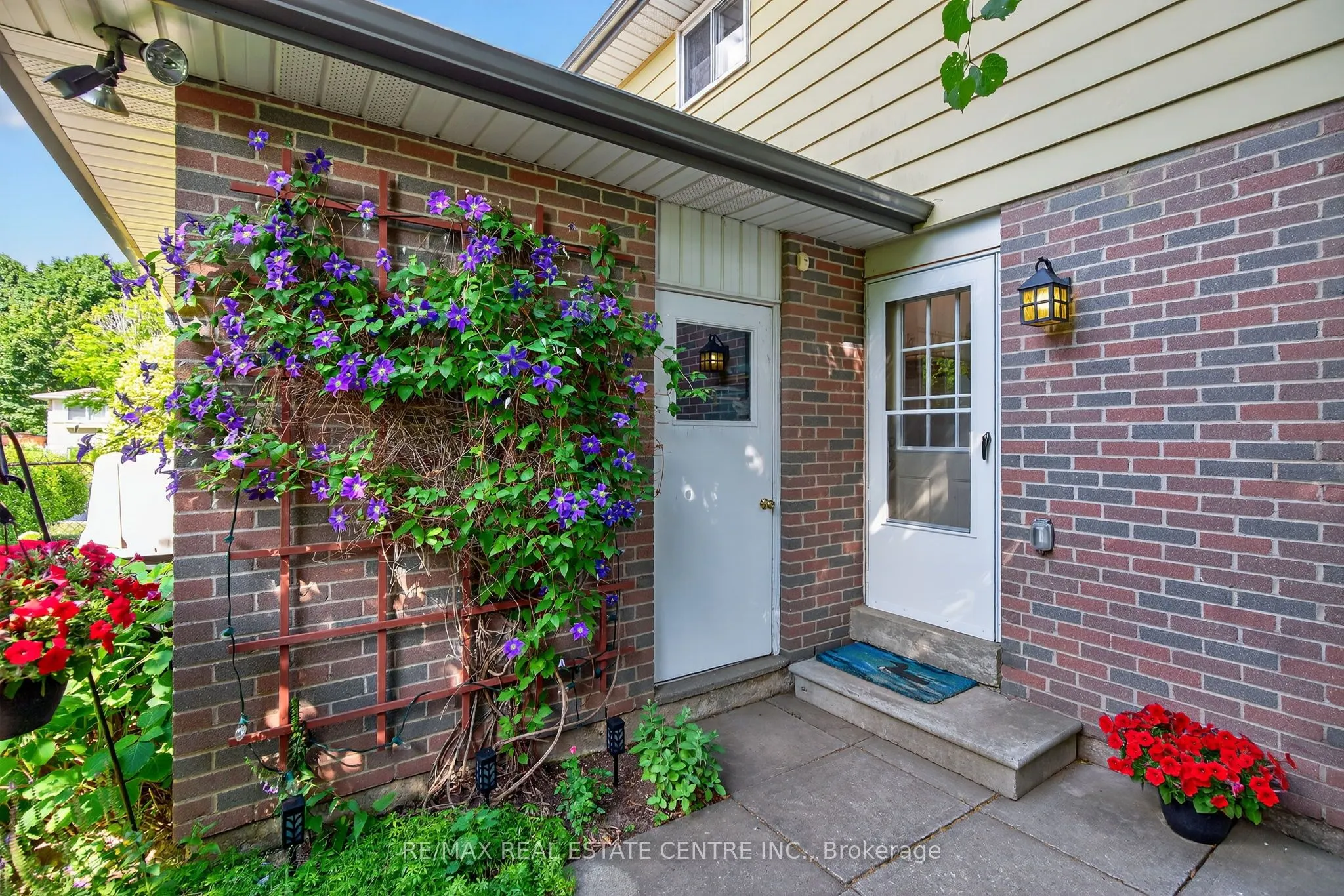 75 Maple Crescent