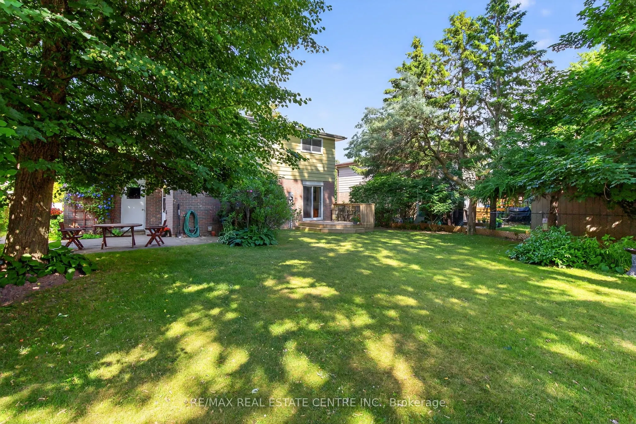 75 Maple Crescent