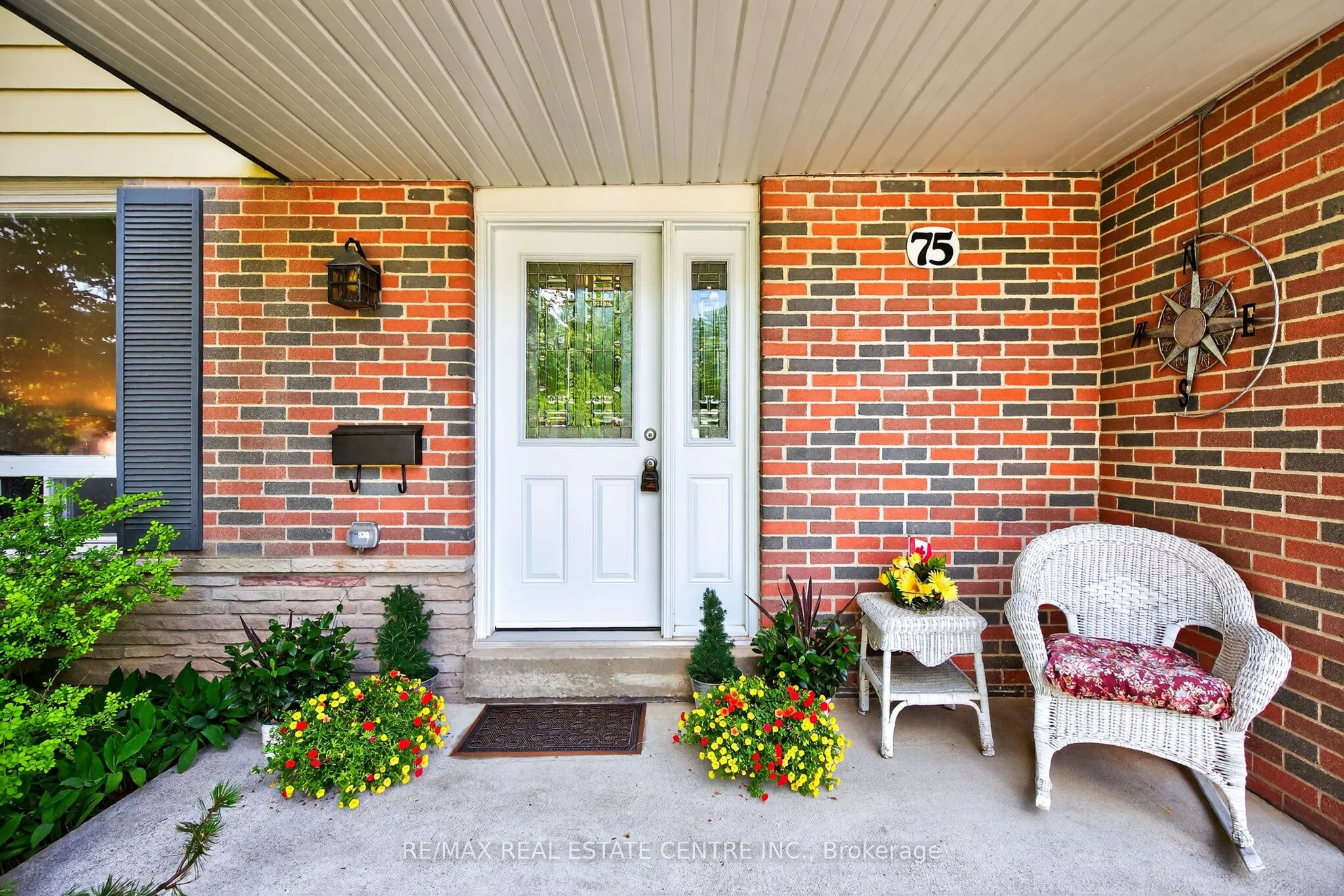 75 Maple Crescent