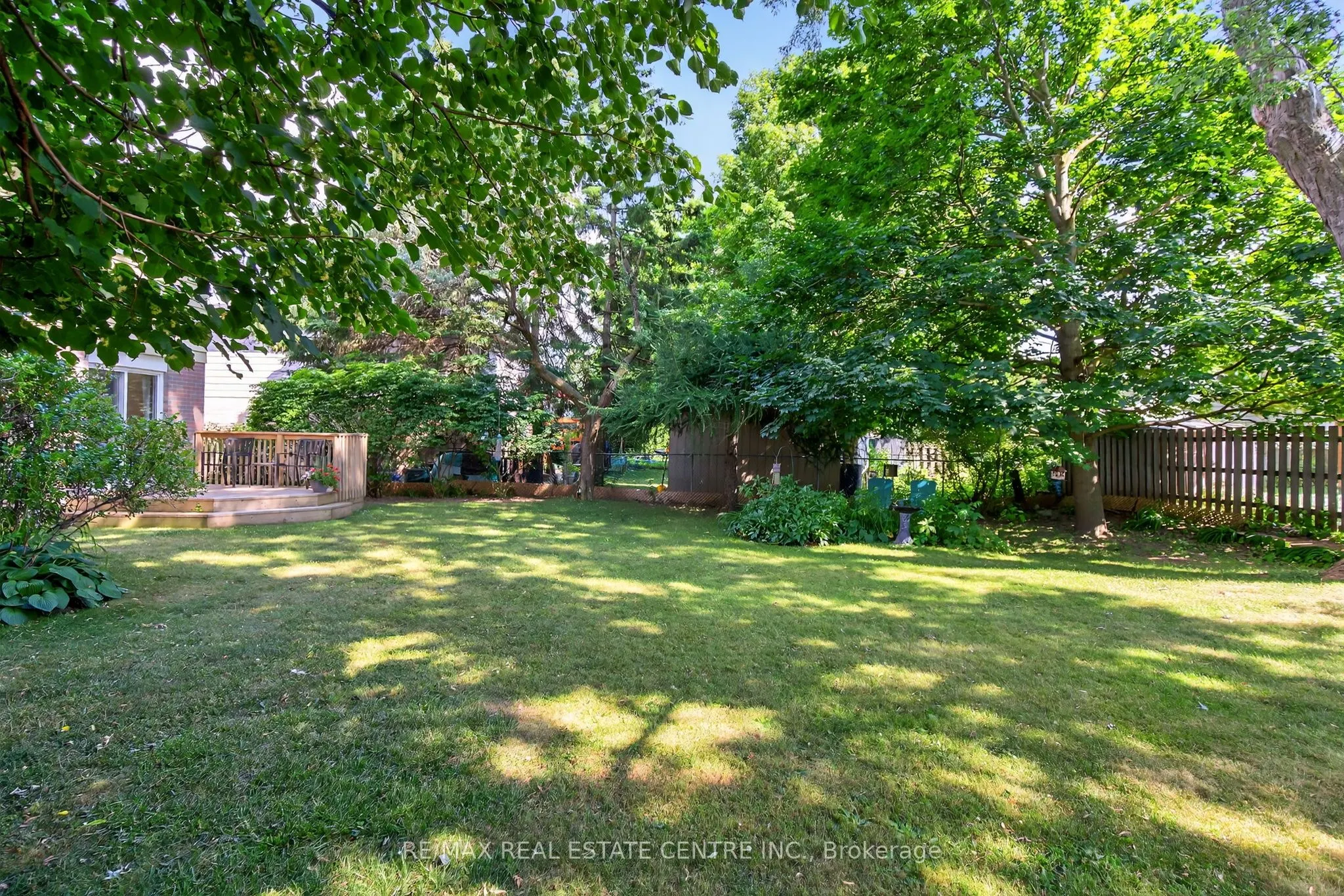 75 Maple Crescent