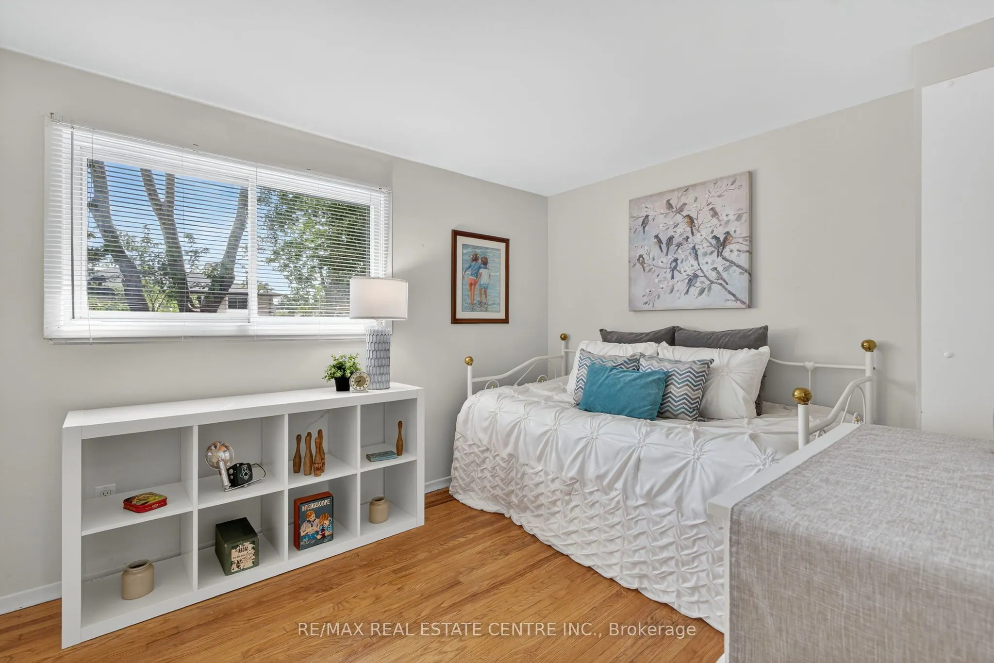 75 Maple Crescent