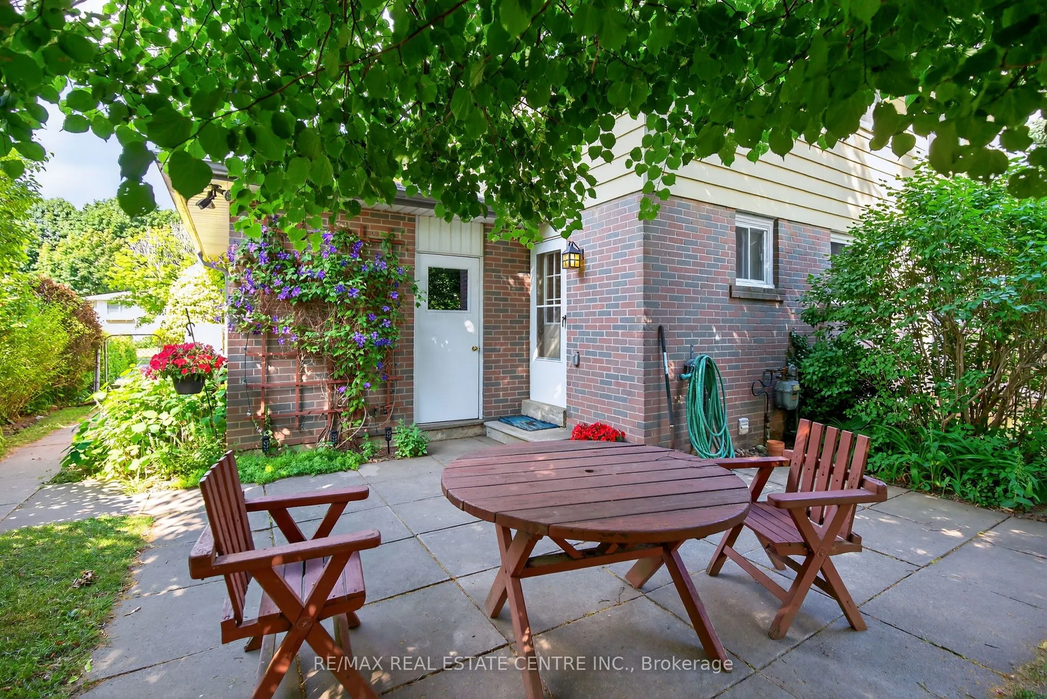 75 Maple Crescent