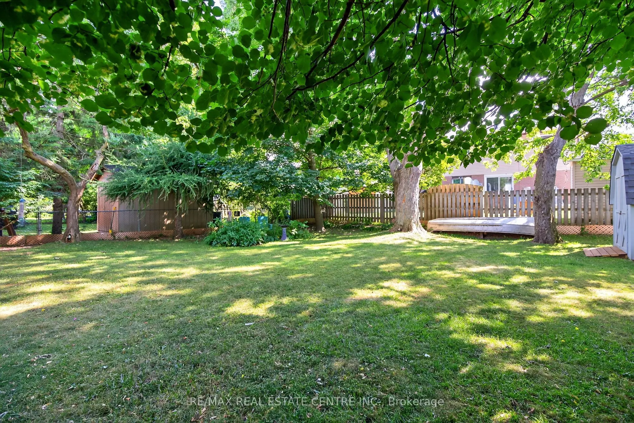 75 Maple Crescent