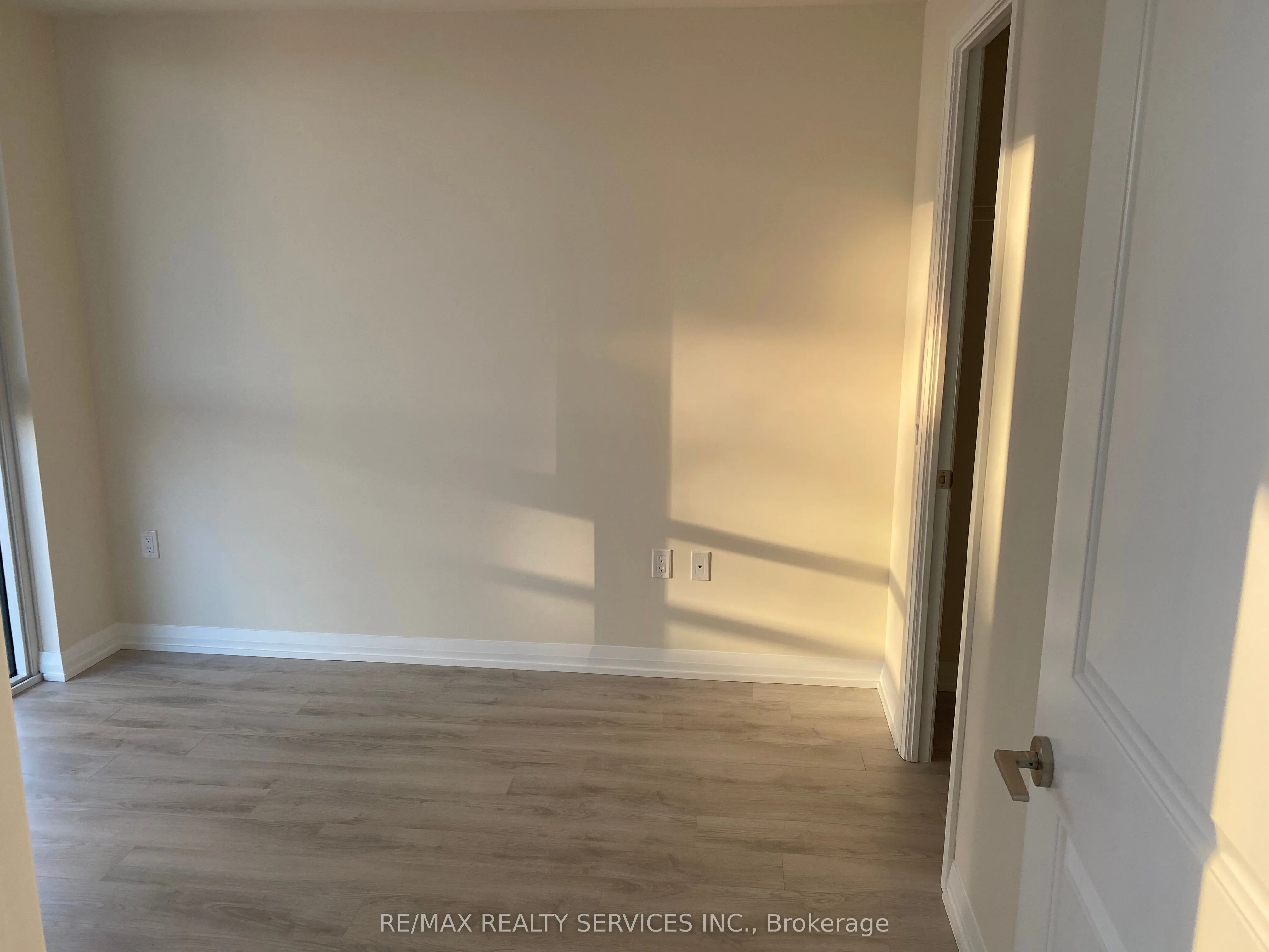 65 Watergarden Drive, #901