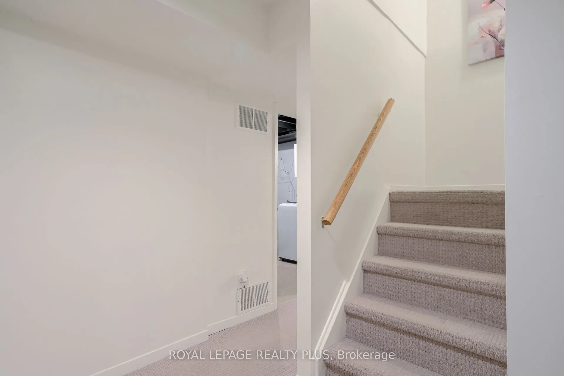 3079 Fifth Line W, #68