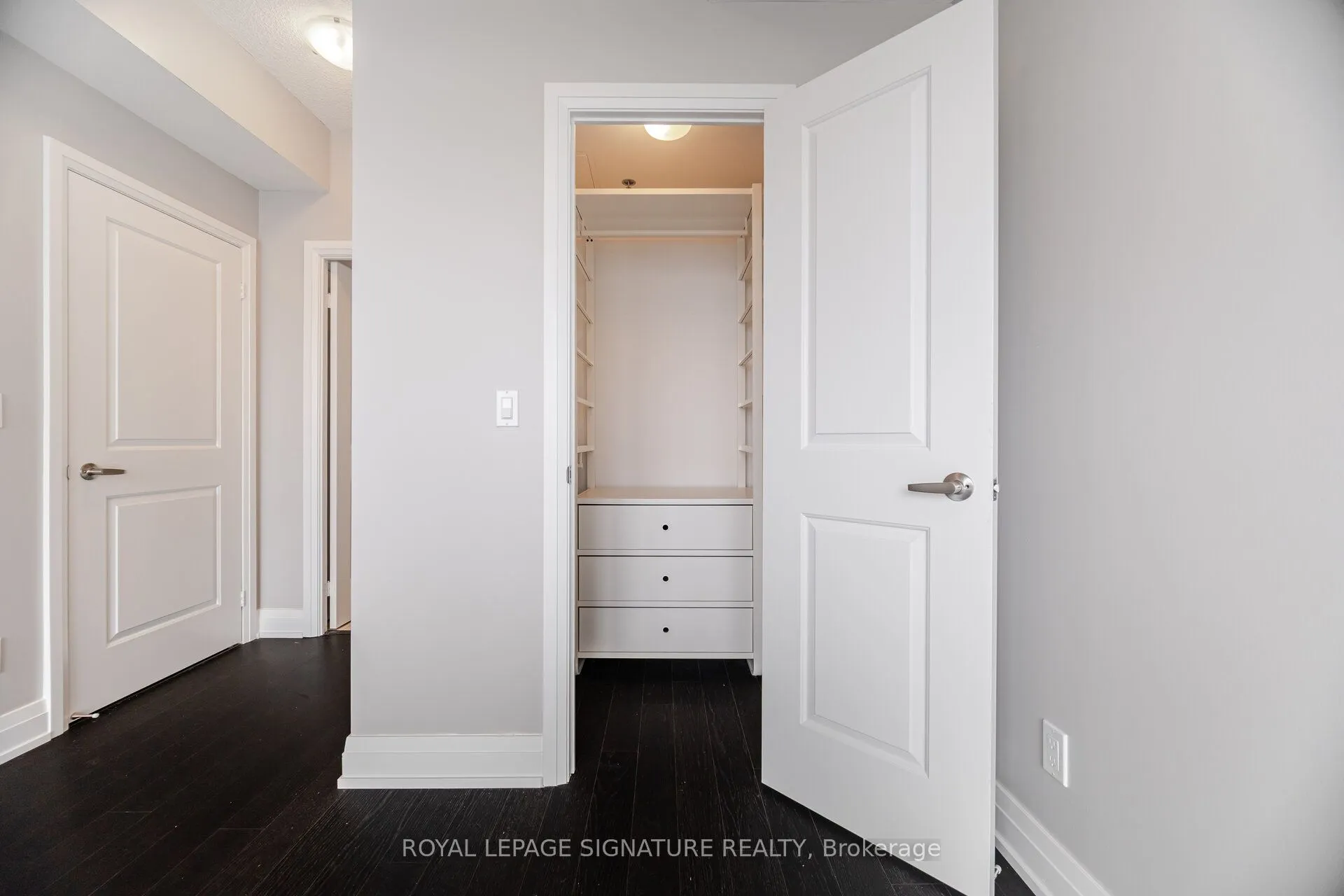 65 Speers Road, #610