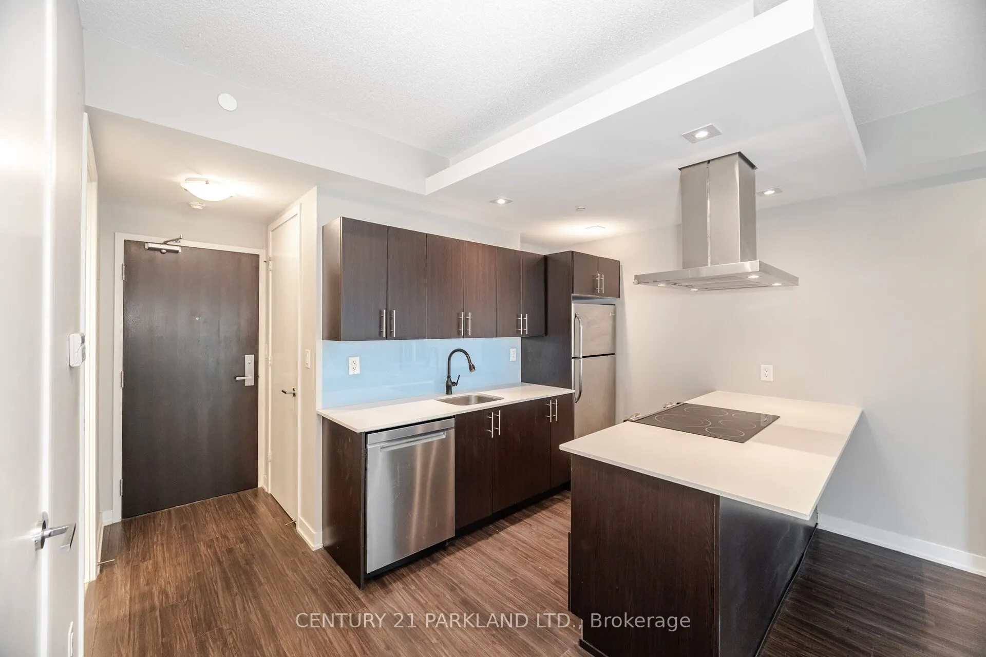 165 Legion Road N, #933
