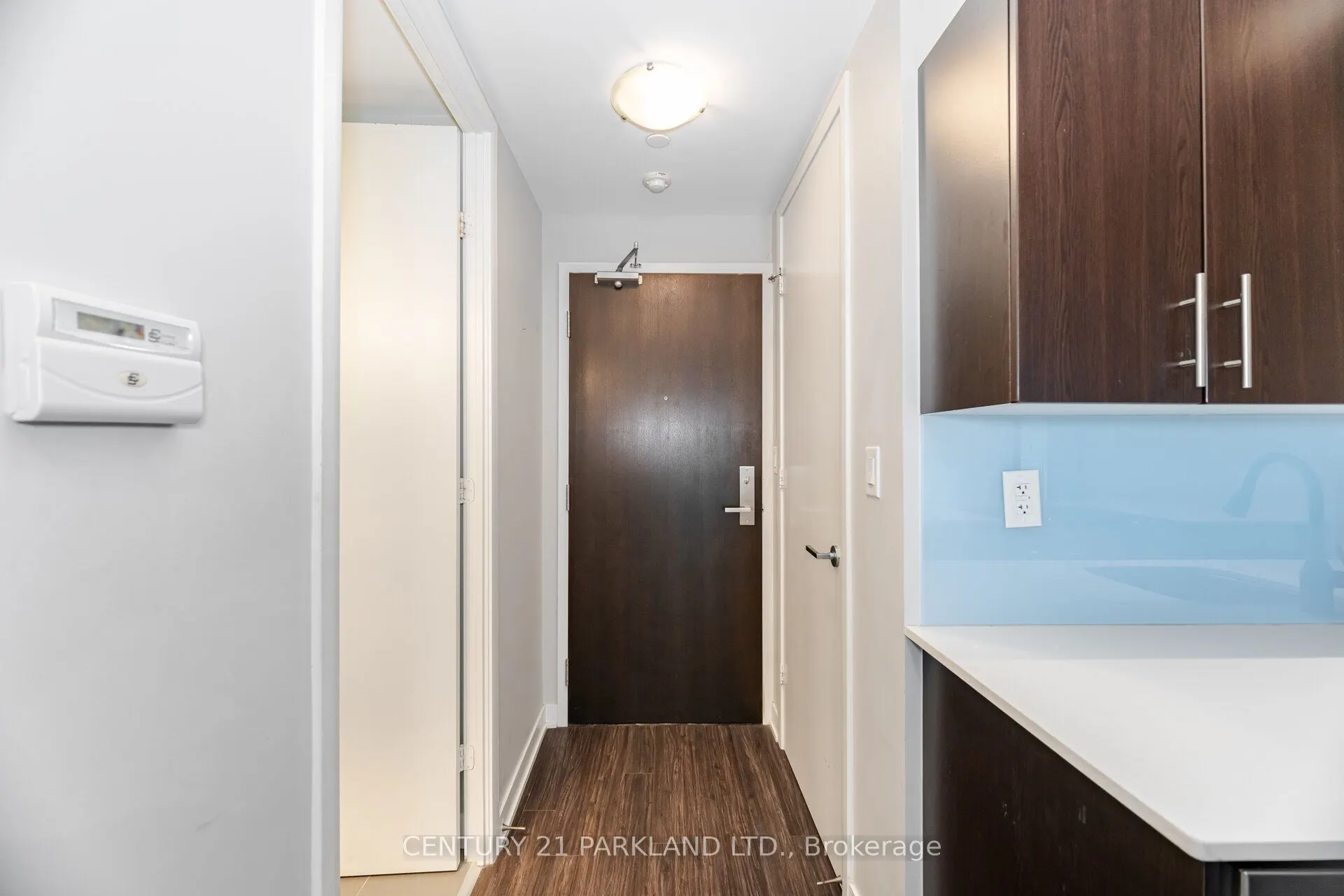 165 Legion Road N, #933