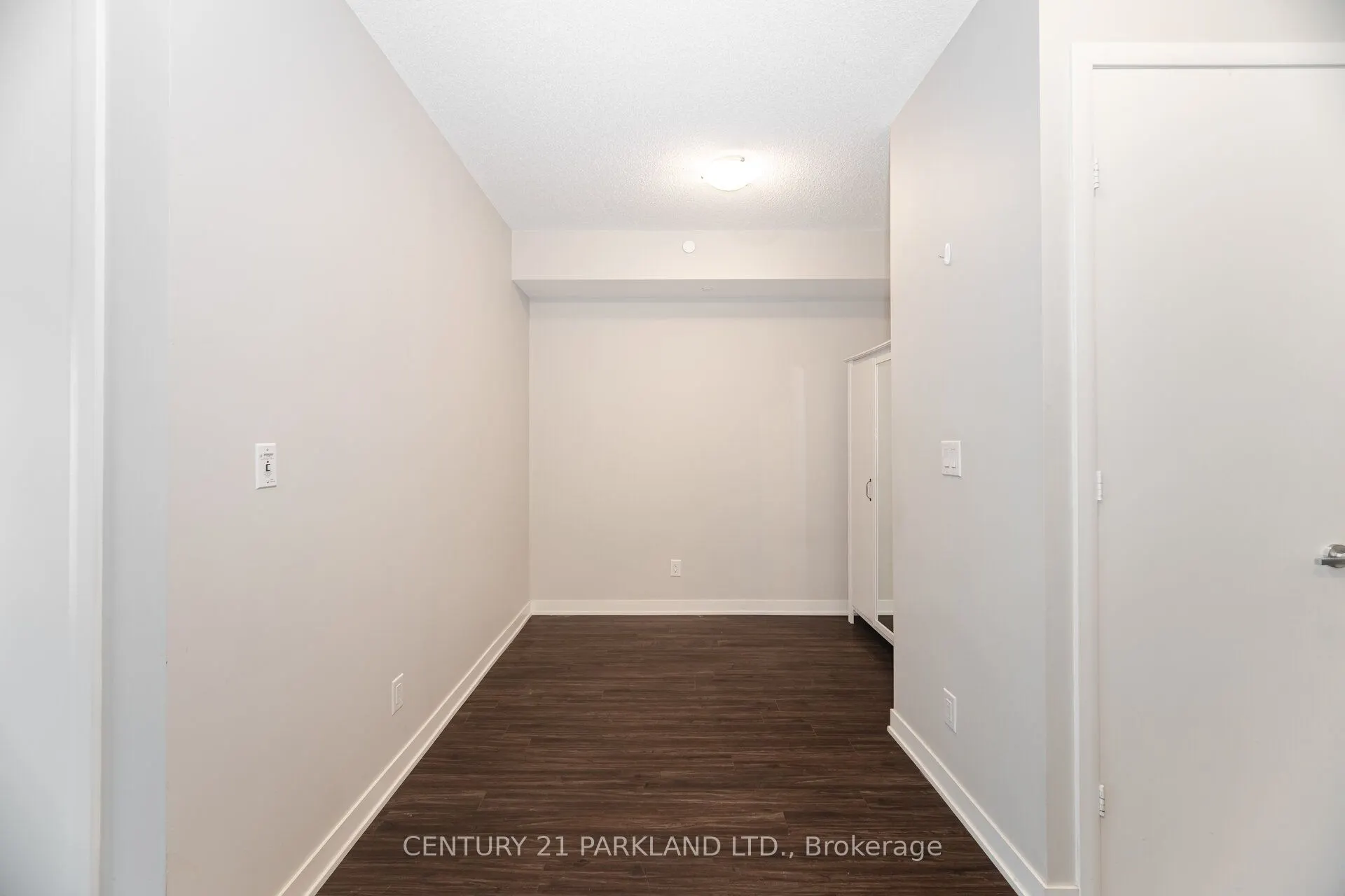 165 Legion Road N, #933