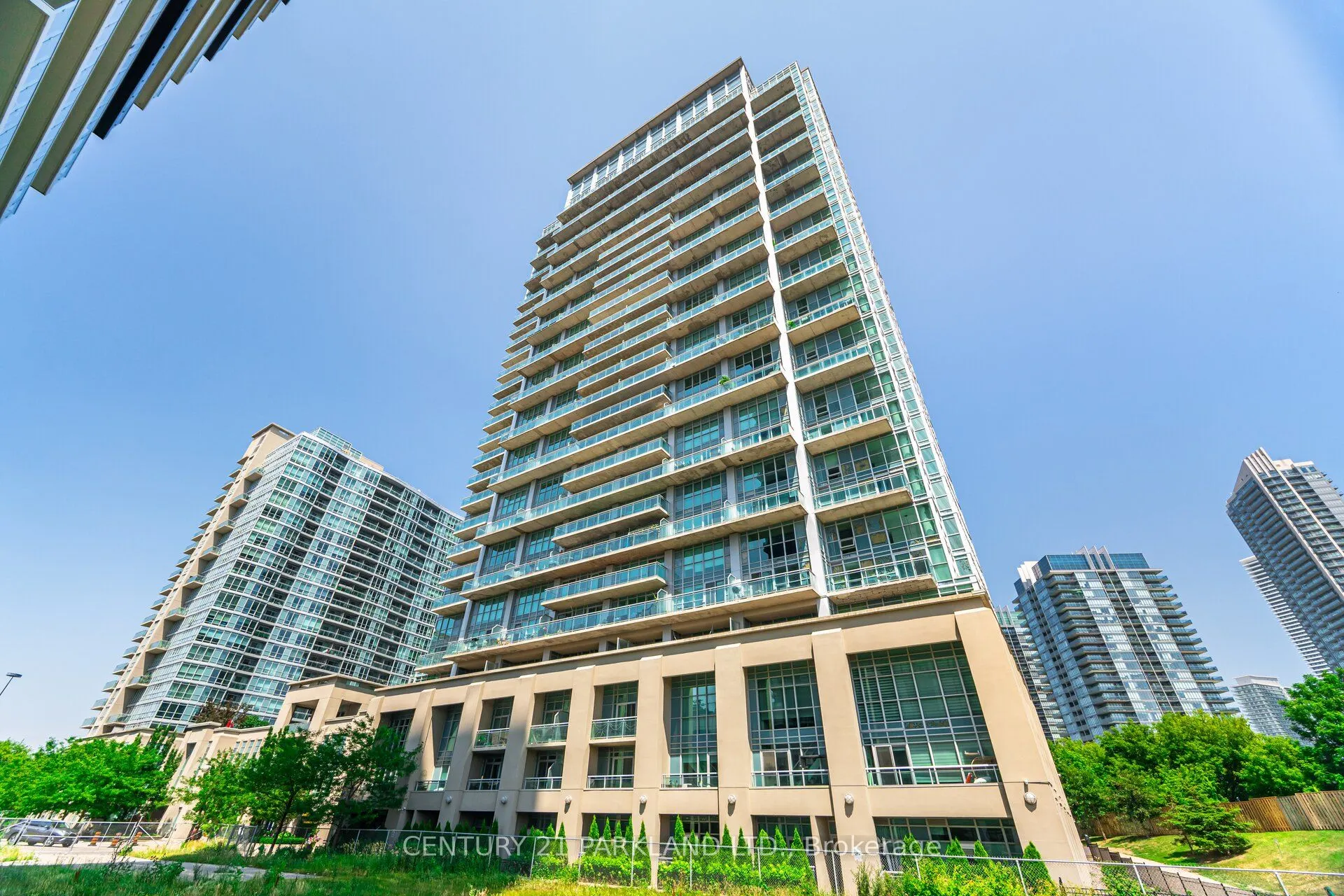 165 Legion Road N, #933