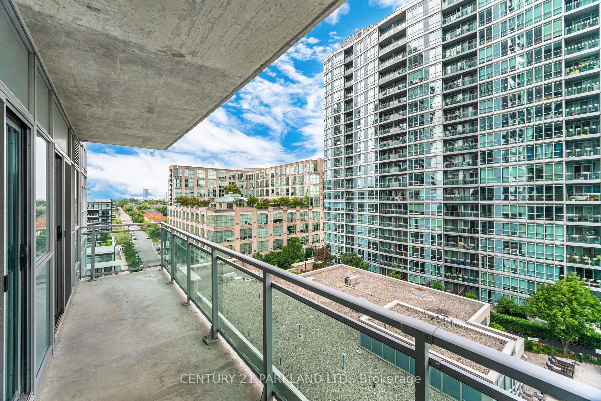 165 Legion Road N, #933