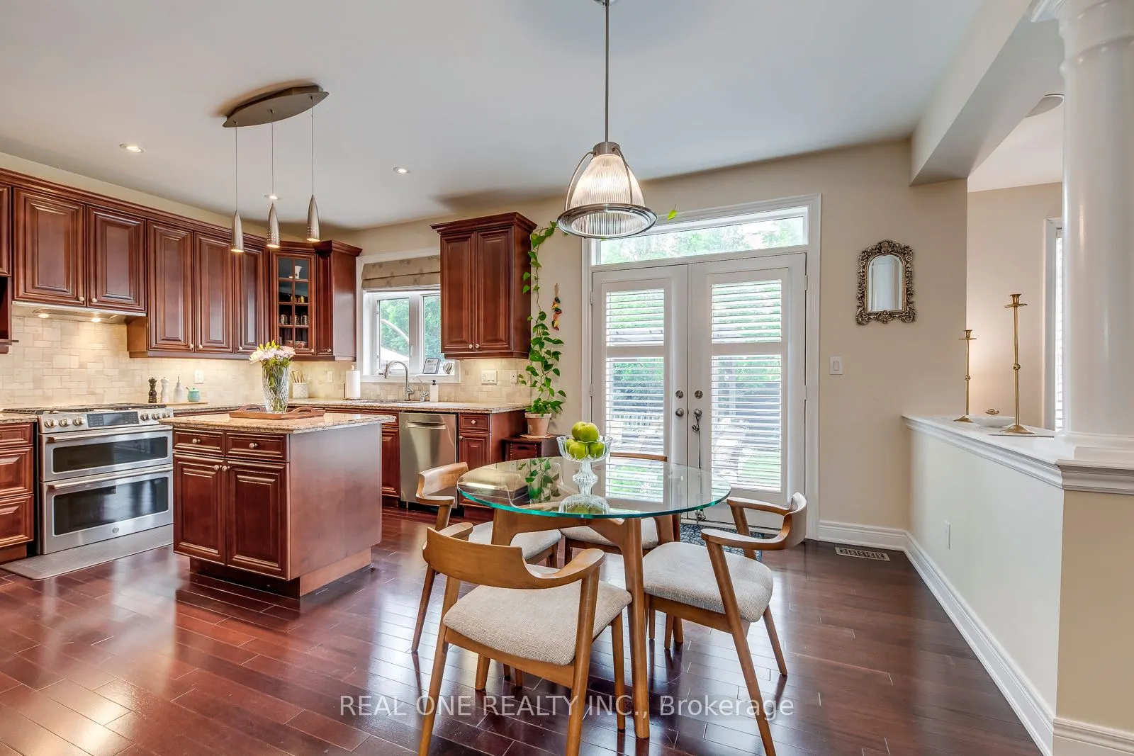 2336 Thruxton Drive