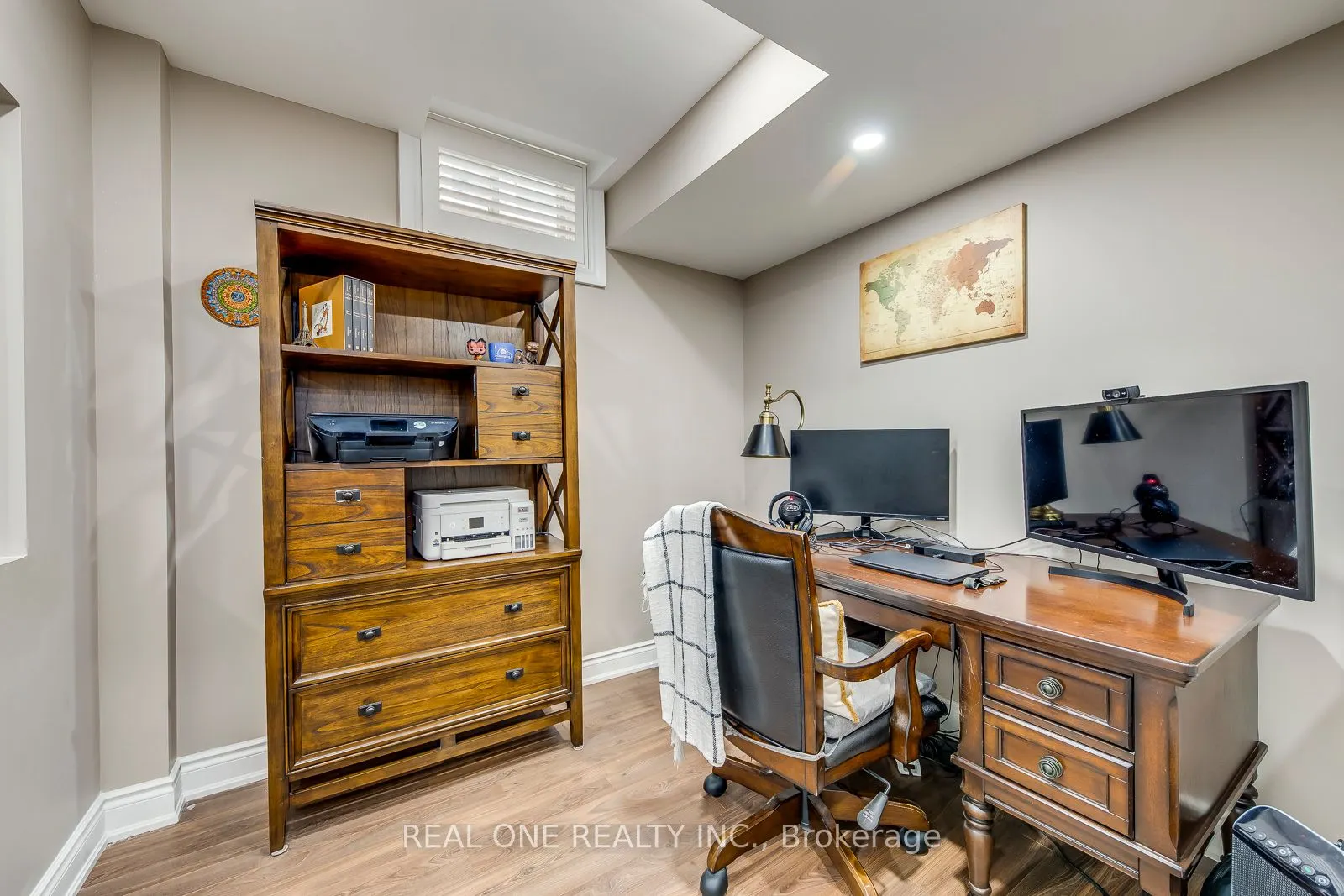 2336 Thruxton Drive
