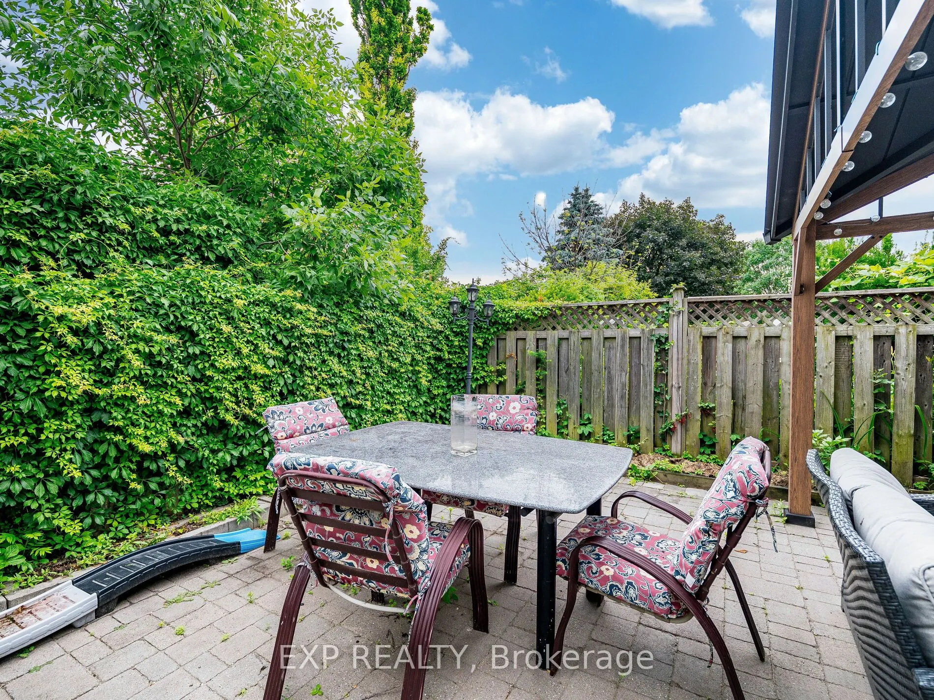 2574 Council Ring Road