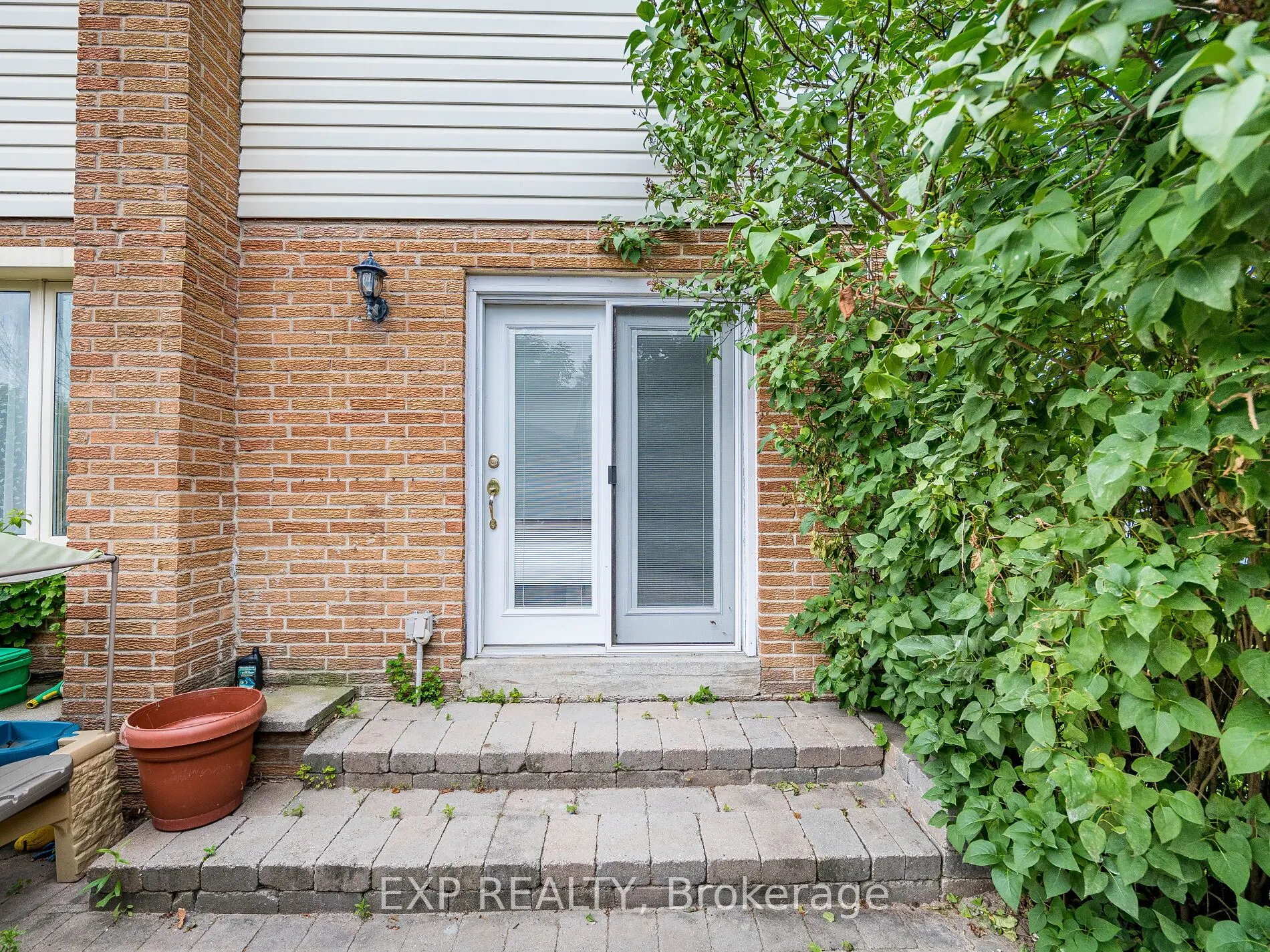 2574 Council Ring Road