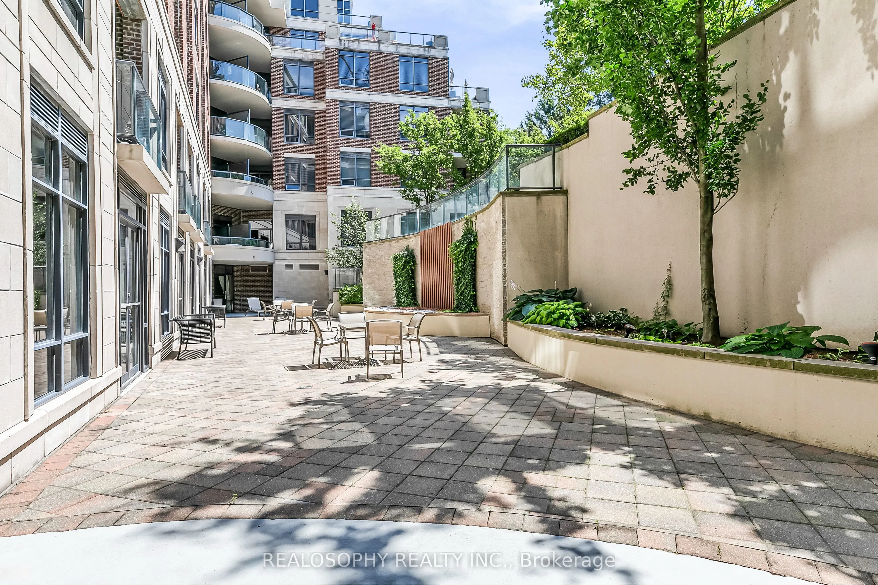 25 Earlington Avenue, #318