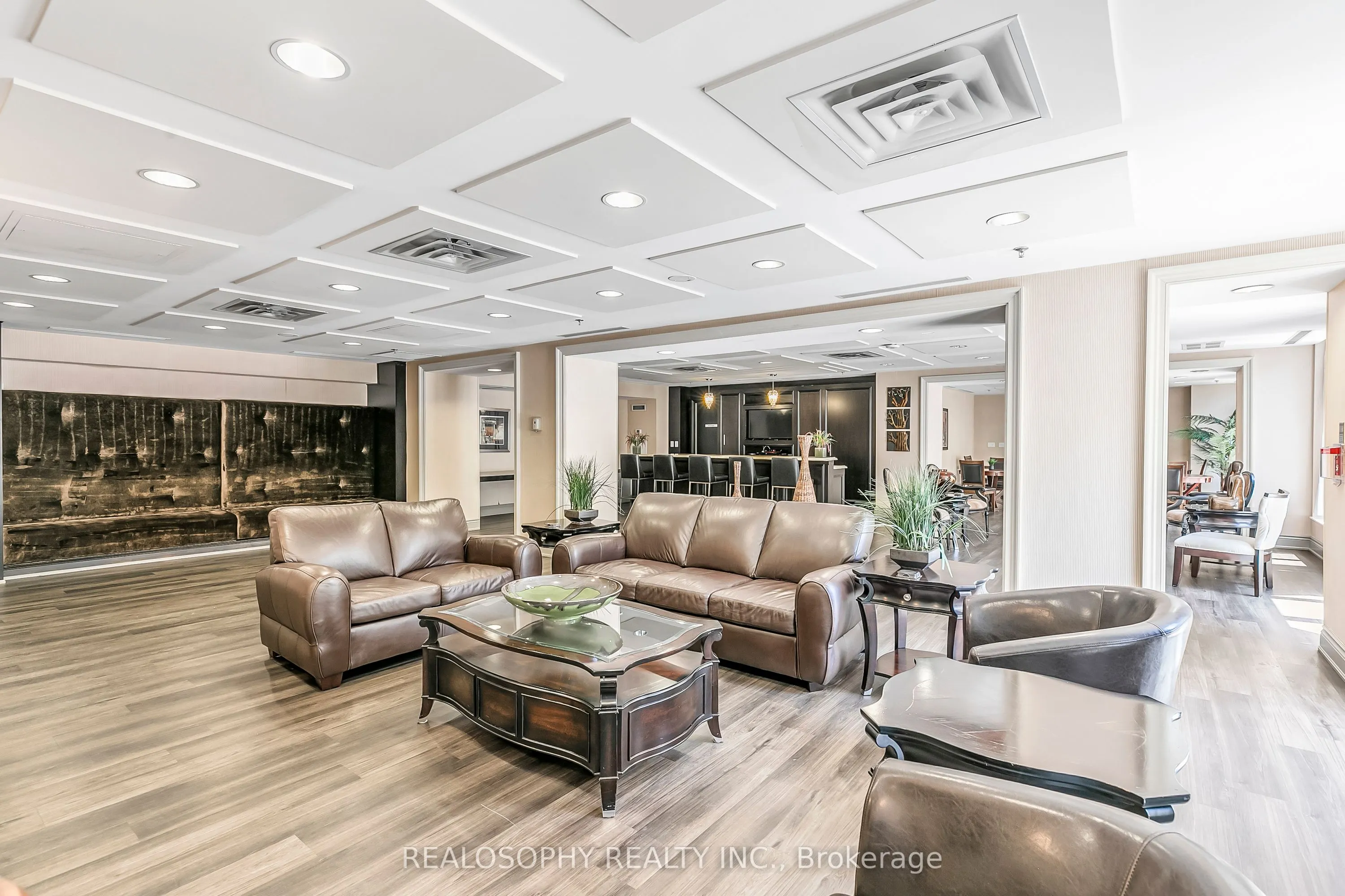 25 Earlington Avenue, #318