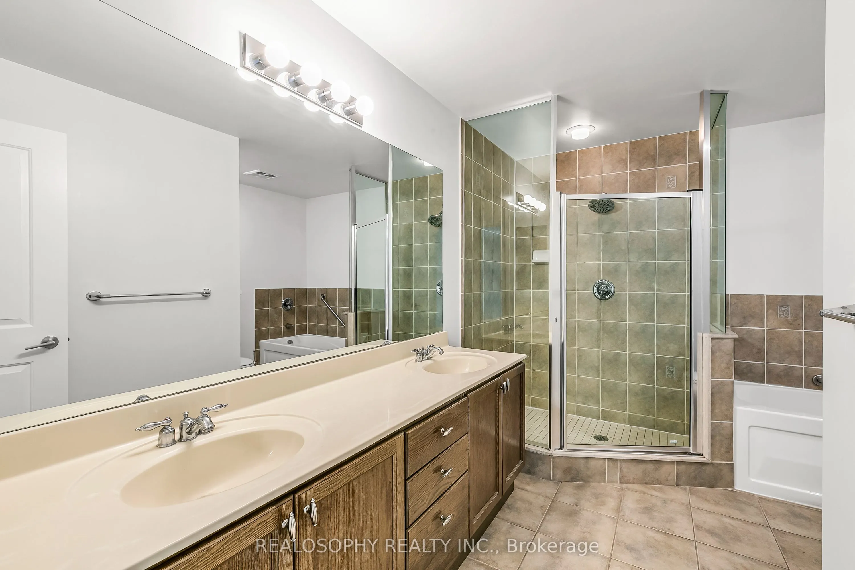 25 Earlington Avenue, #318