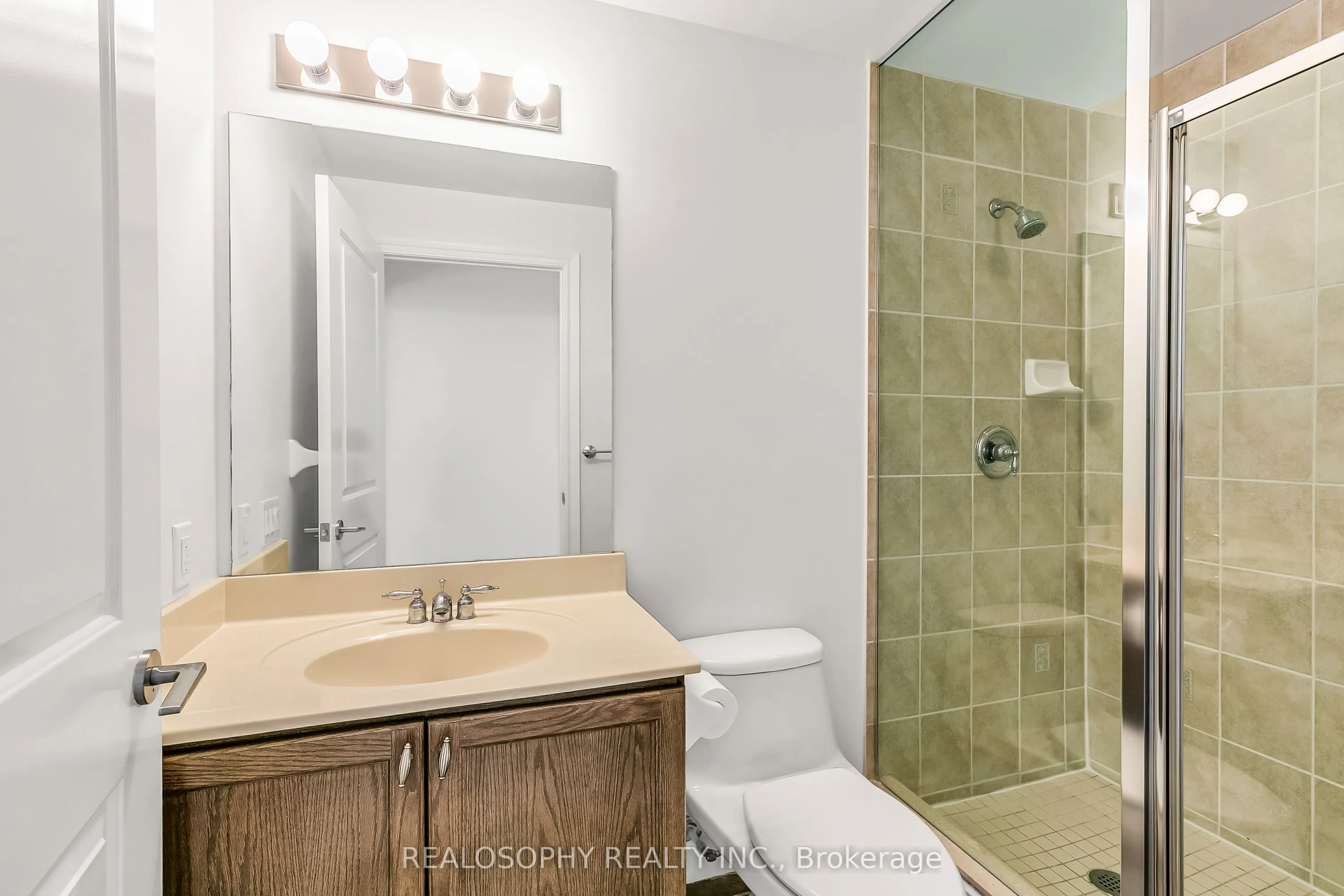 25 Earlington Avenue, #318