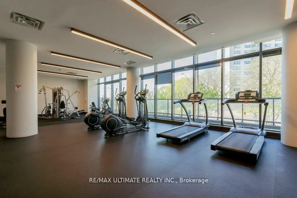 1461 Lawrence Avenue W, #2001