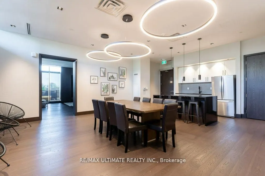 1461 Lawrence Avenue W, #2001