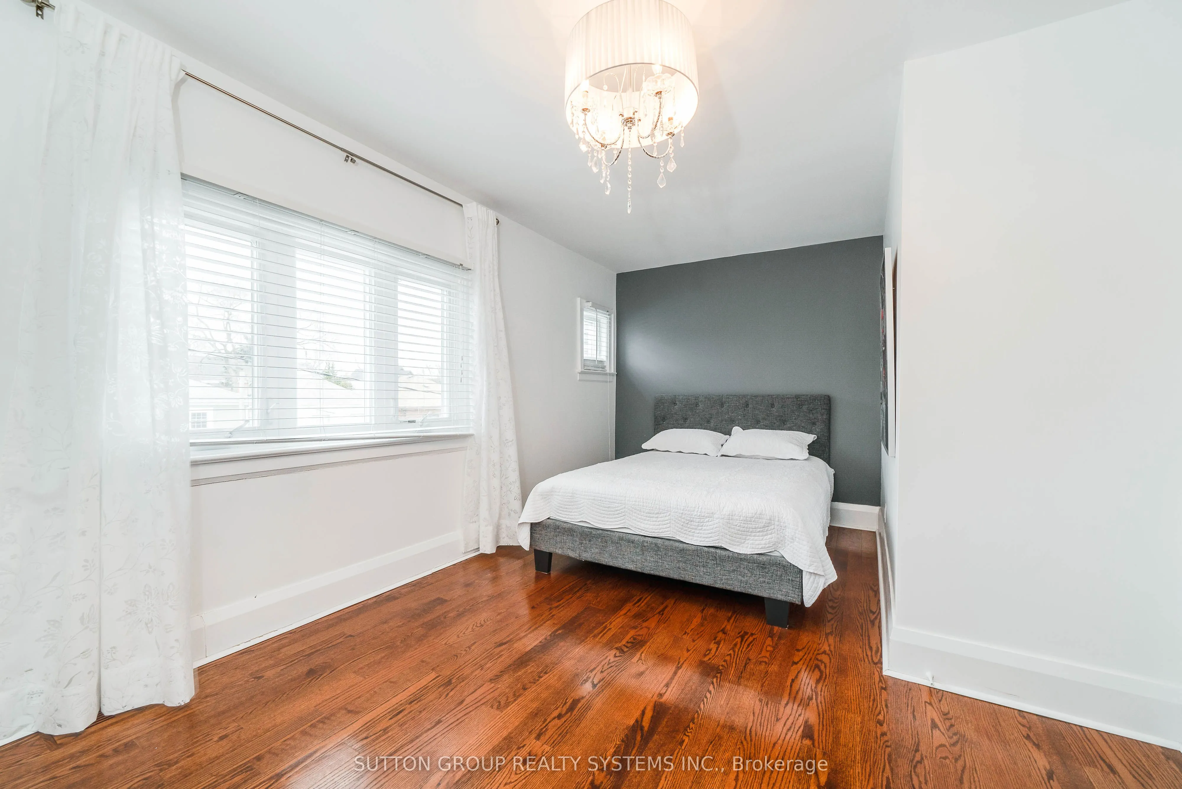 42 Runnymede Road