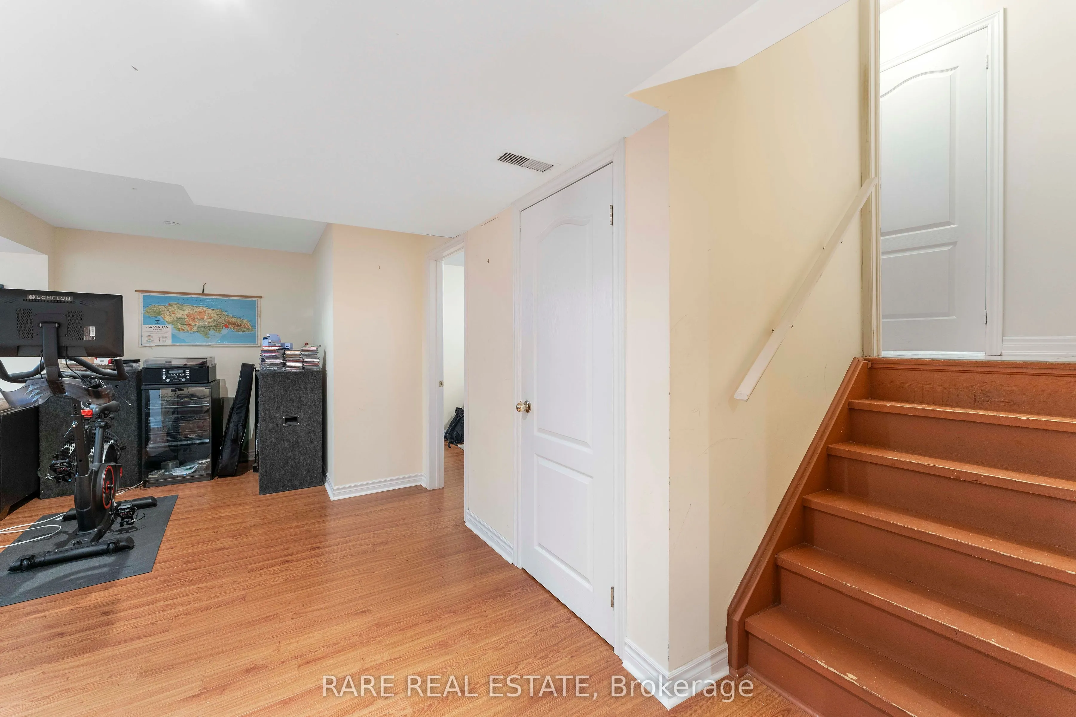 51 Wild Indigo Crescent