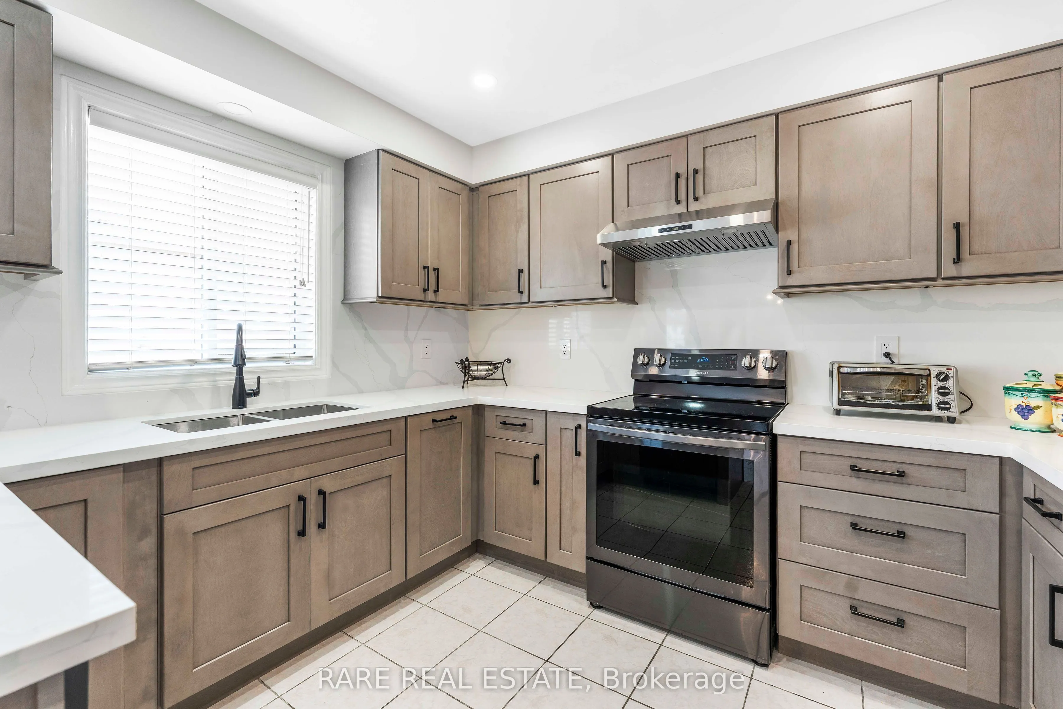 51 Wild Indigo Crescent