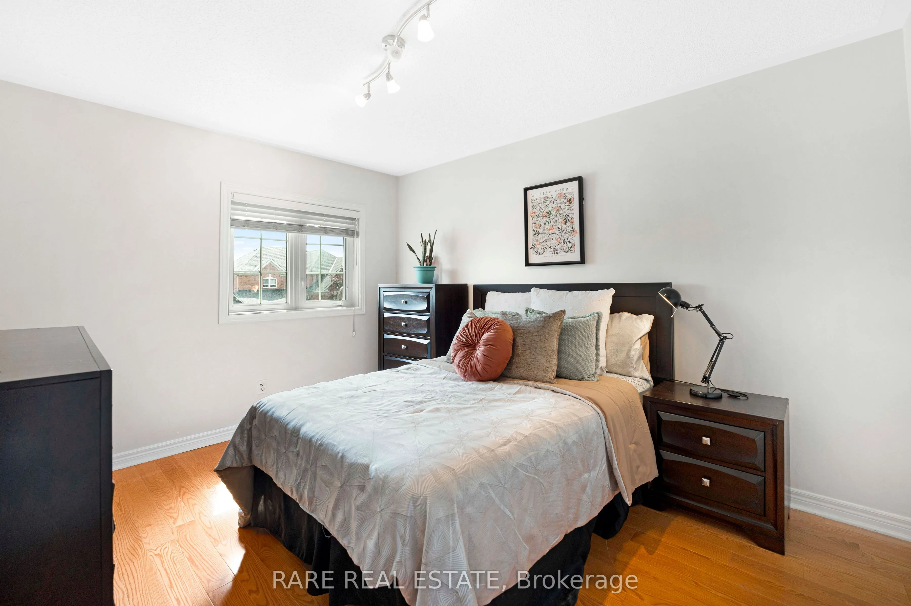 51 Wild Indigo Crescent